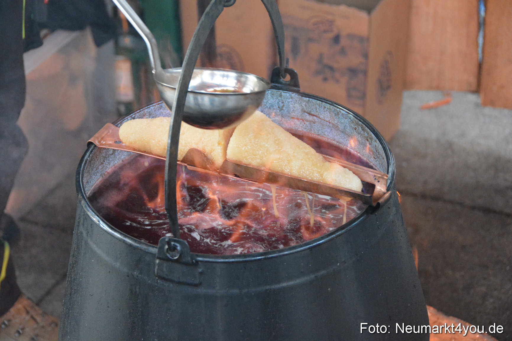 Weihnachtsmarkt Neumarkt 2015 0041