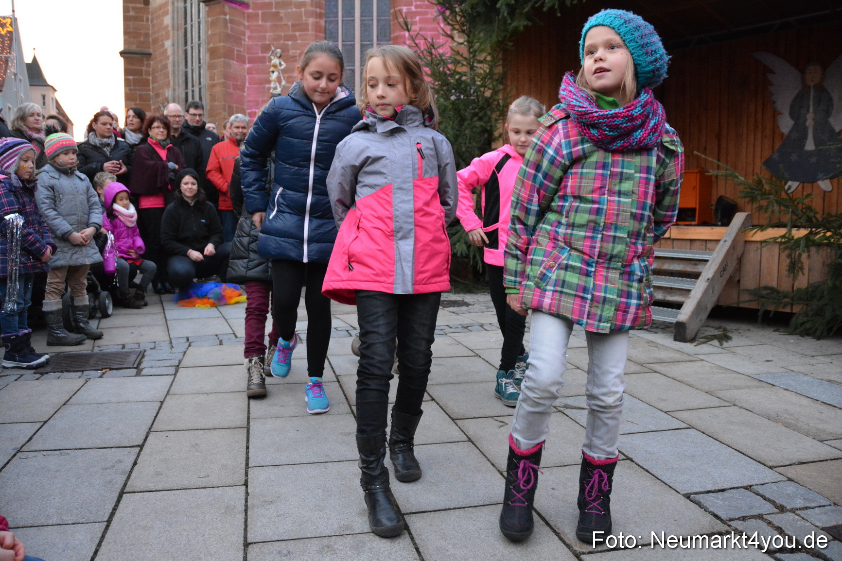 Weihnachtsmarkt Neumarkt 2015 0048