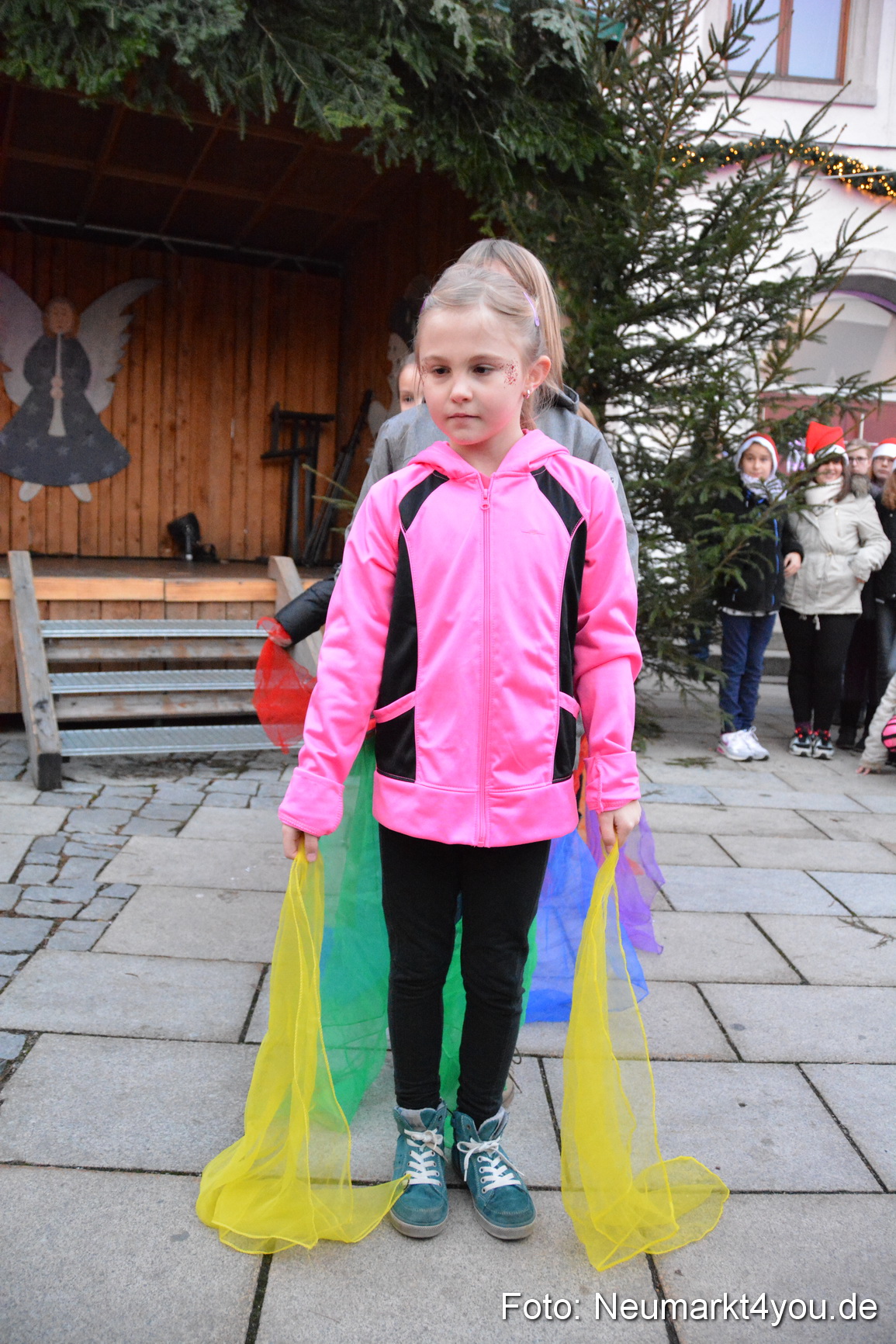 Weihnachtsmarkt Neumarkt 2015 0055