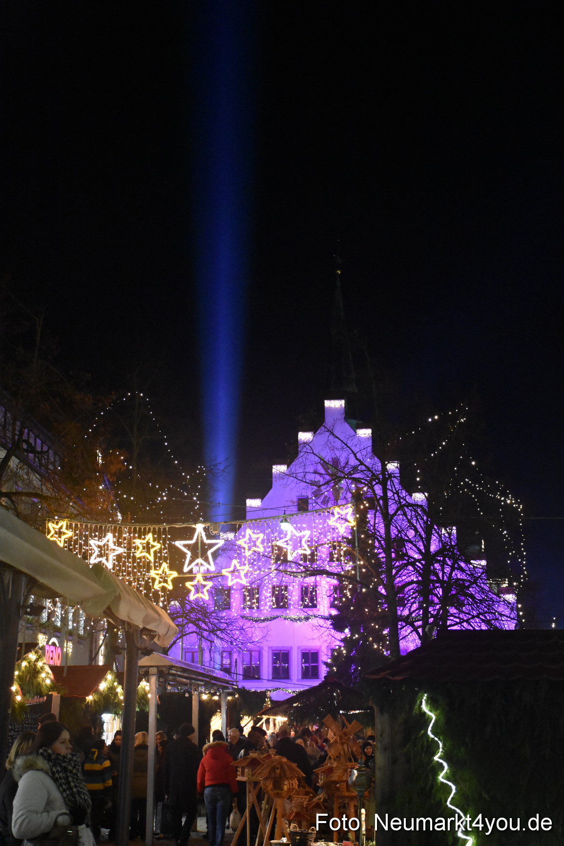 Weihnachtsmarkt Neumarkt 2015 0078
