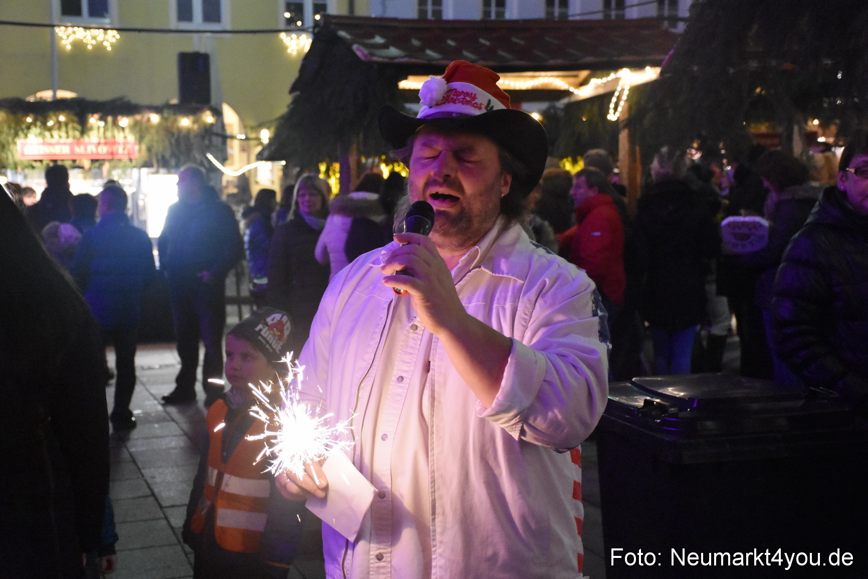 Weihnachtsmarkt Neumarkt 2015 0079