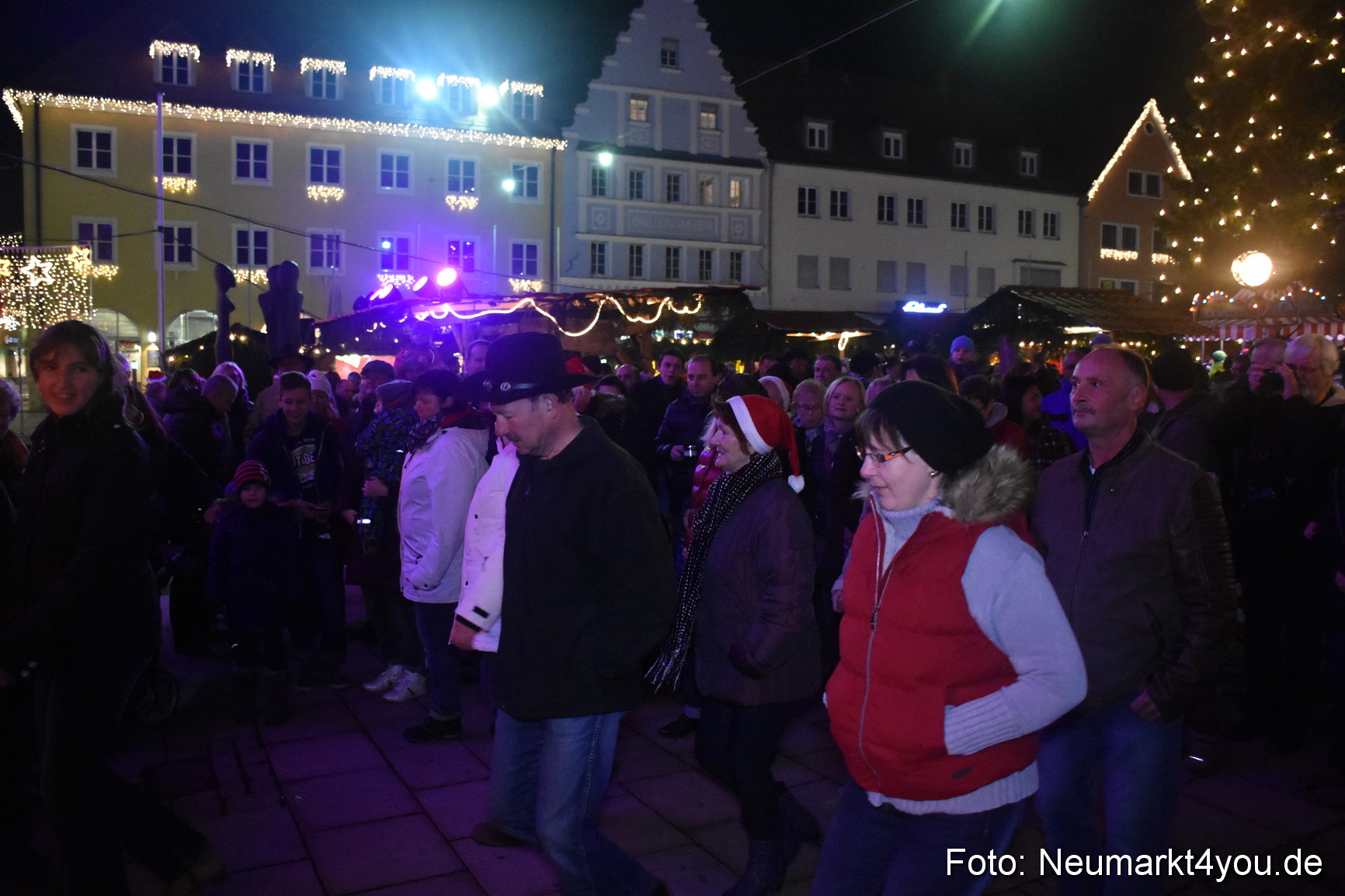 Weihnachtsmarkt Neumarkt 2015 0086