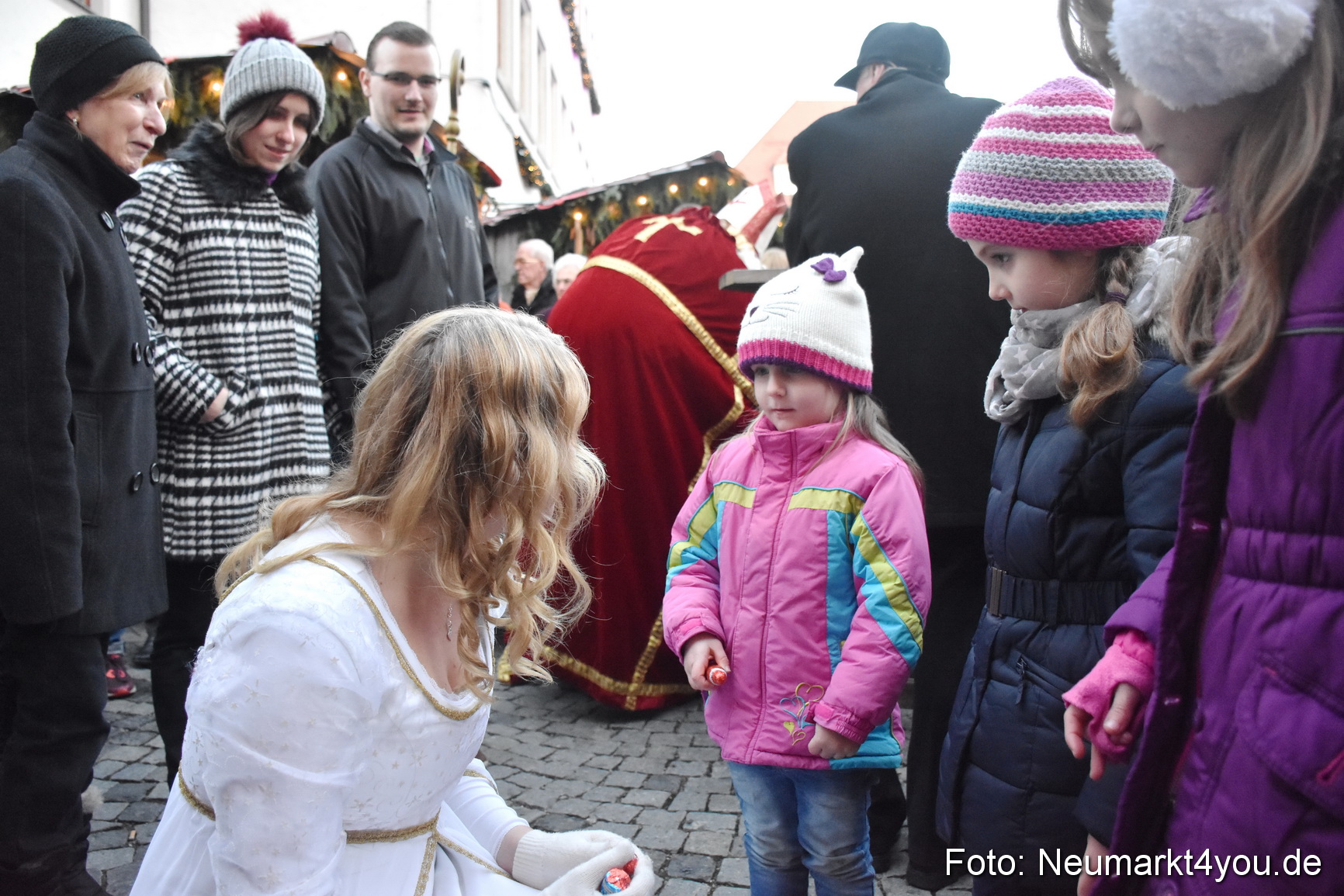 Weihnachtsmarkt Neumarkt 2015 0094