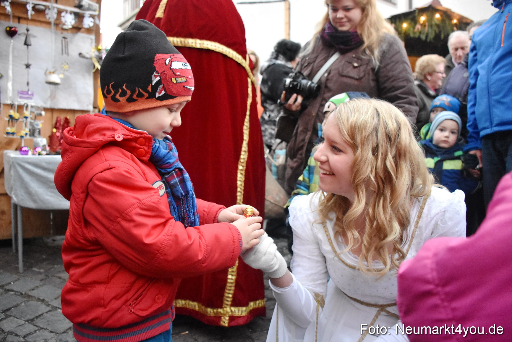 Weihnachtsmarkt Neumarkt 2015 0105