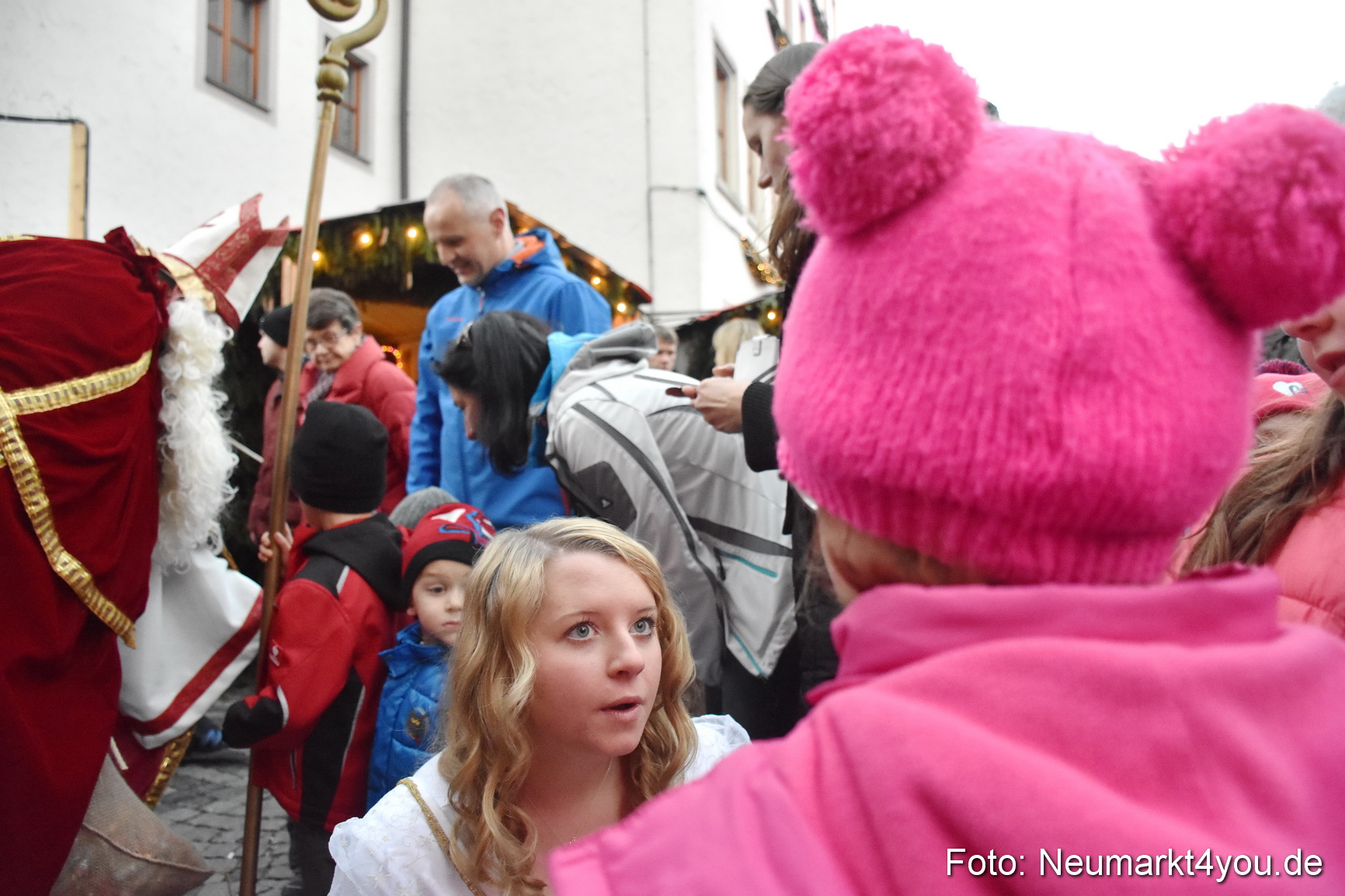 Weihnachtsmarkt Neumarkt 2015 0107