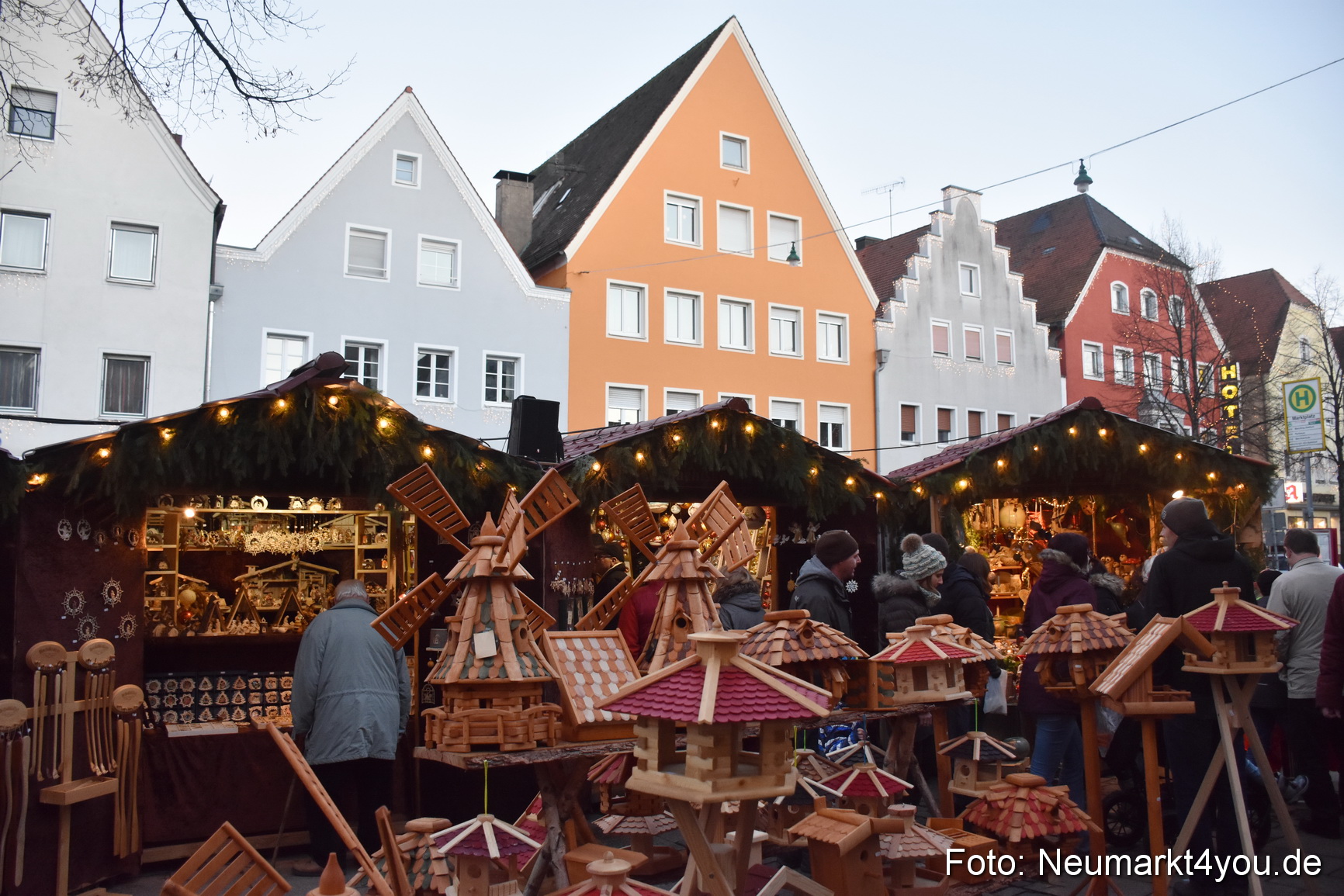 Weihnachtsmarkt Neumarkt 2015 0113