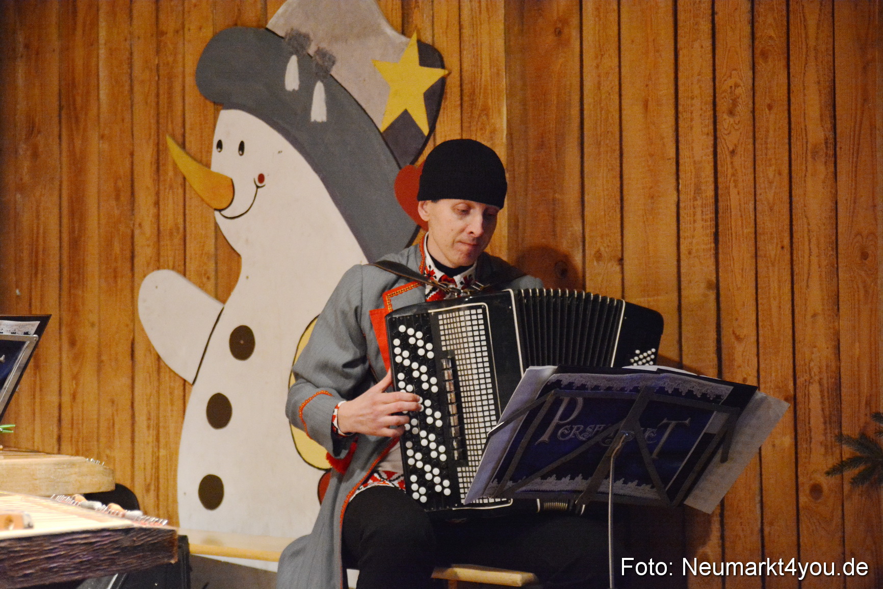 Weihnachtsmarkt Neumarkt 2015 0124