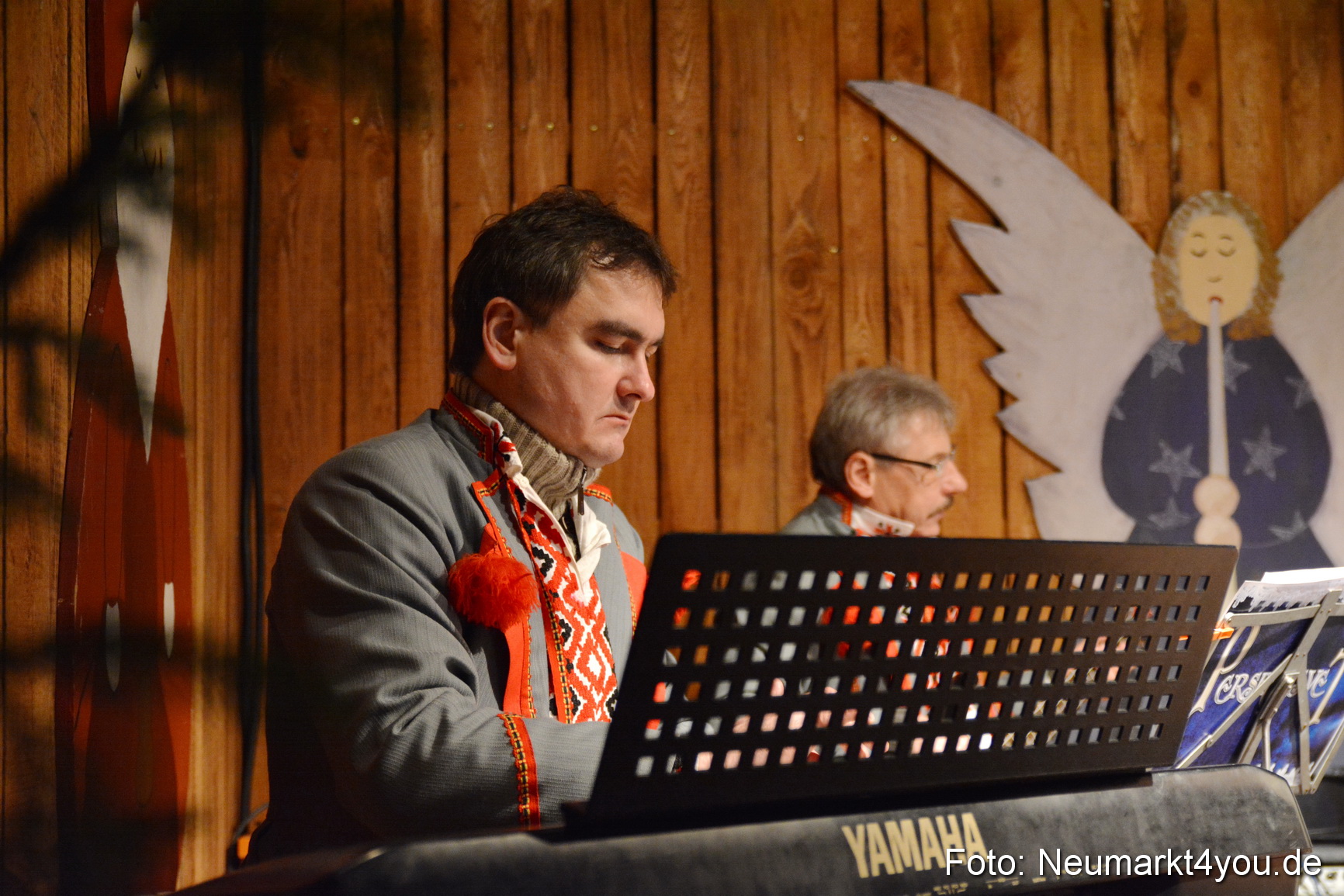 Weihnachtsmarkt Neumarkt 2015 0125