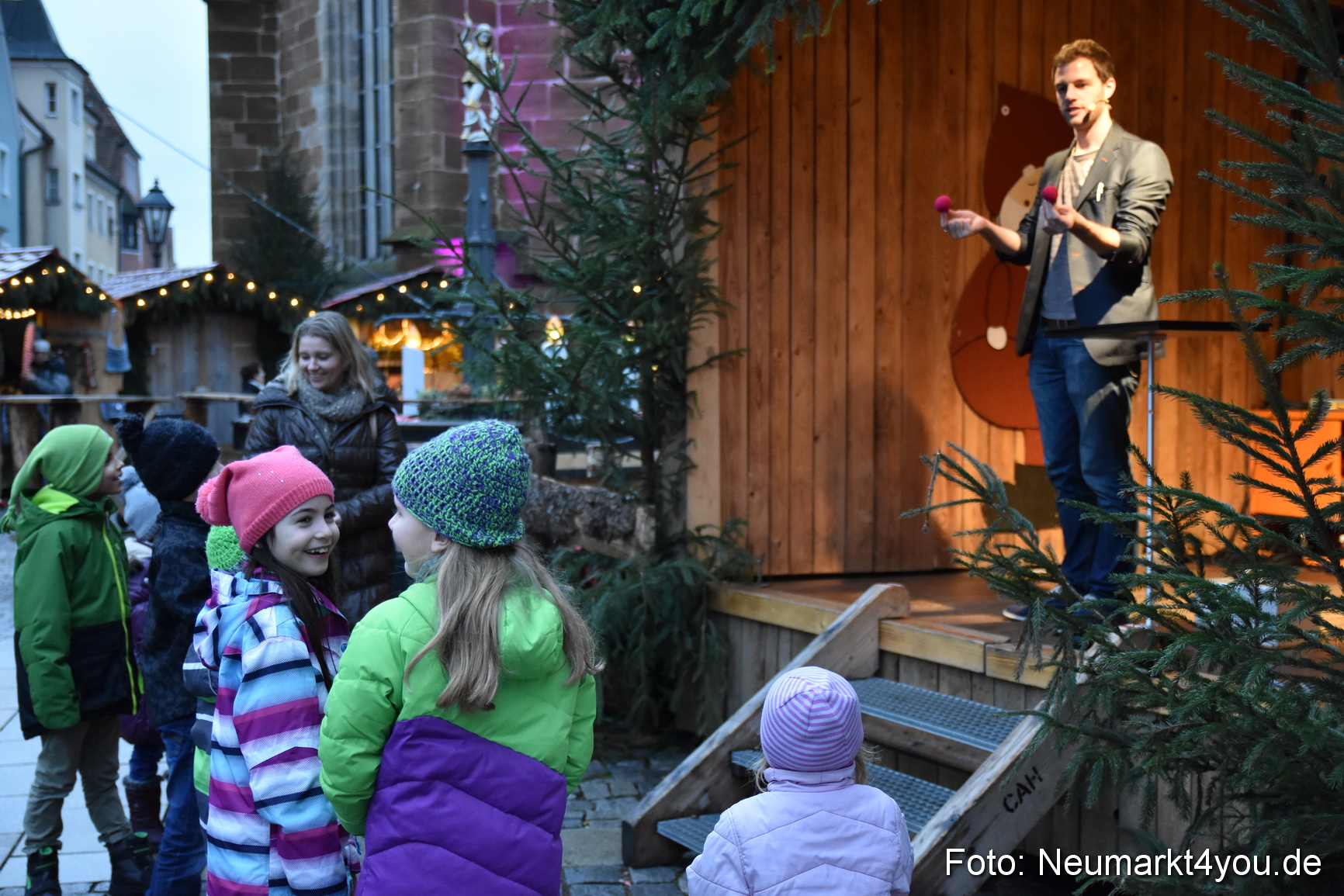 Weihnachtsmarkt Neumarkt 2015 0135
