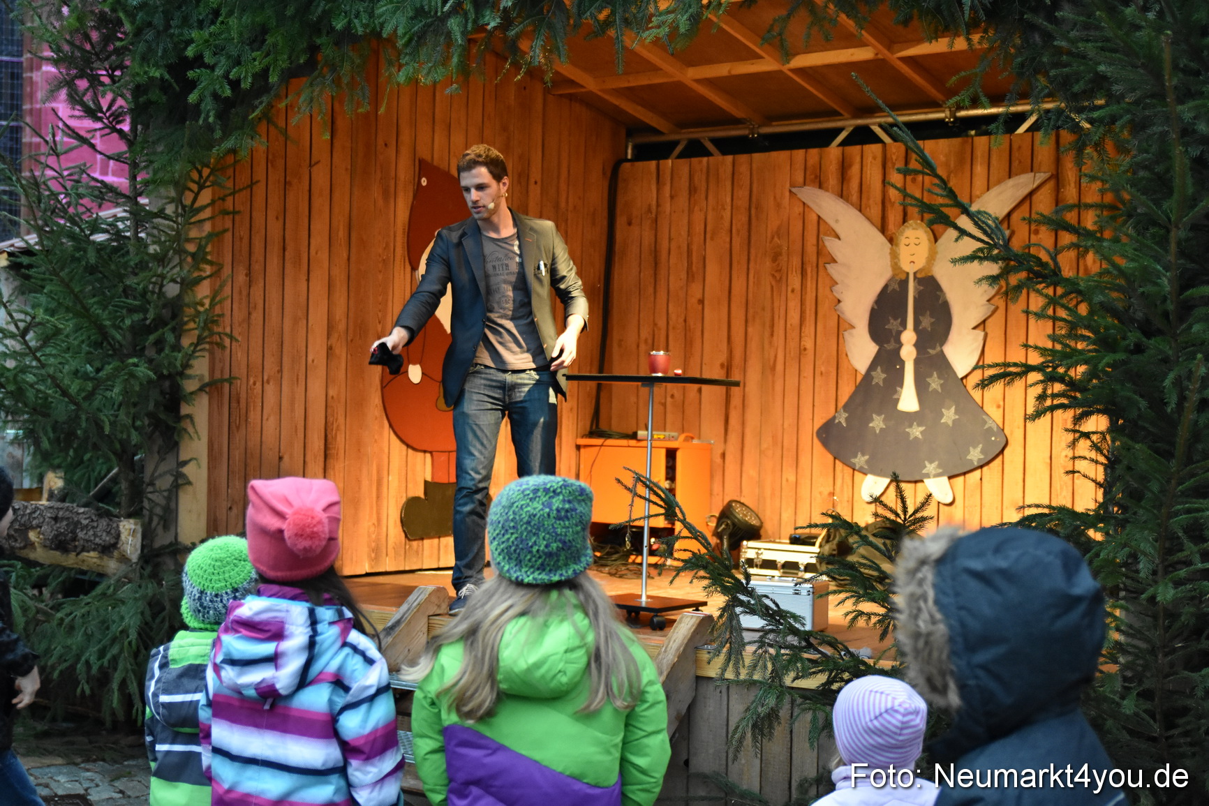 Weihnachtsmarkt Neumarkt 2015 0136