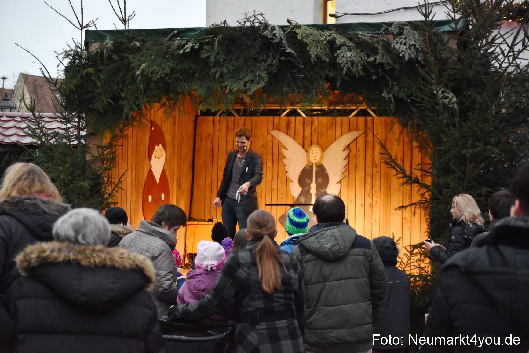 Weihnachtsmarkt Neumarkt 2015 0141