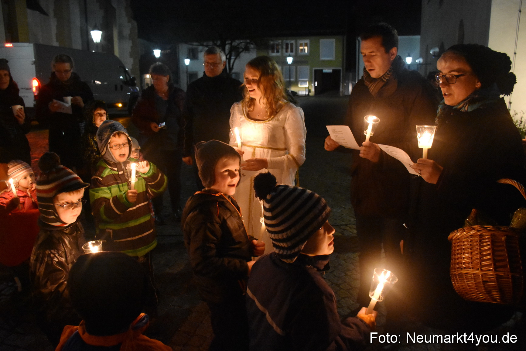 Weihnachtsmarkt Neumarkt 2015 0147