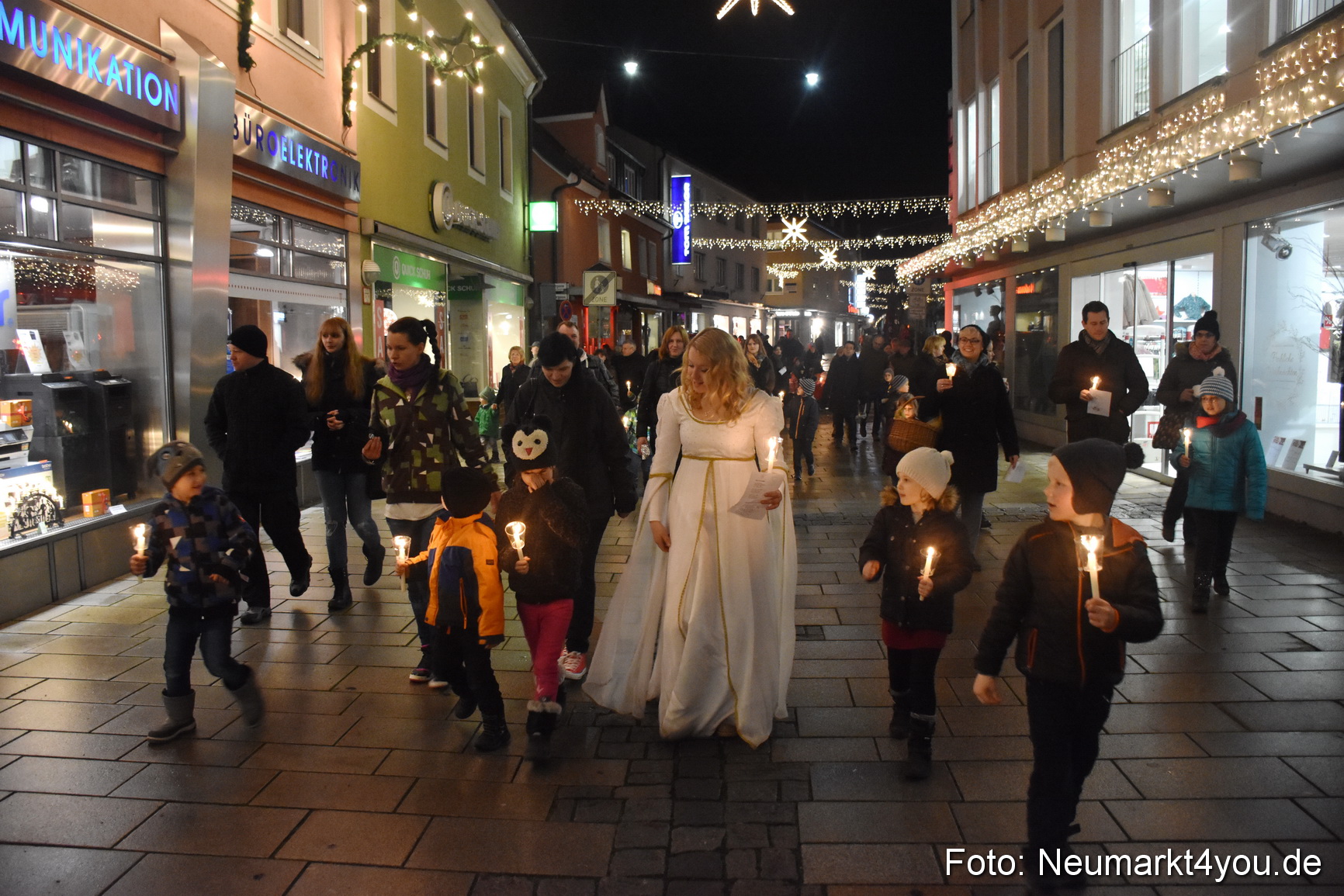 Weihnachtsmarkt Neumarkt 2015 0148