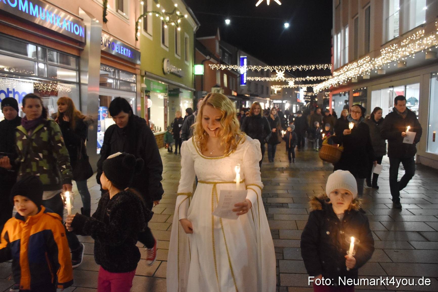Weihnachtsmarkt Neumarkt 2015 0149