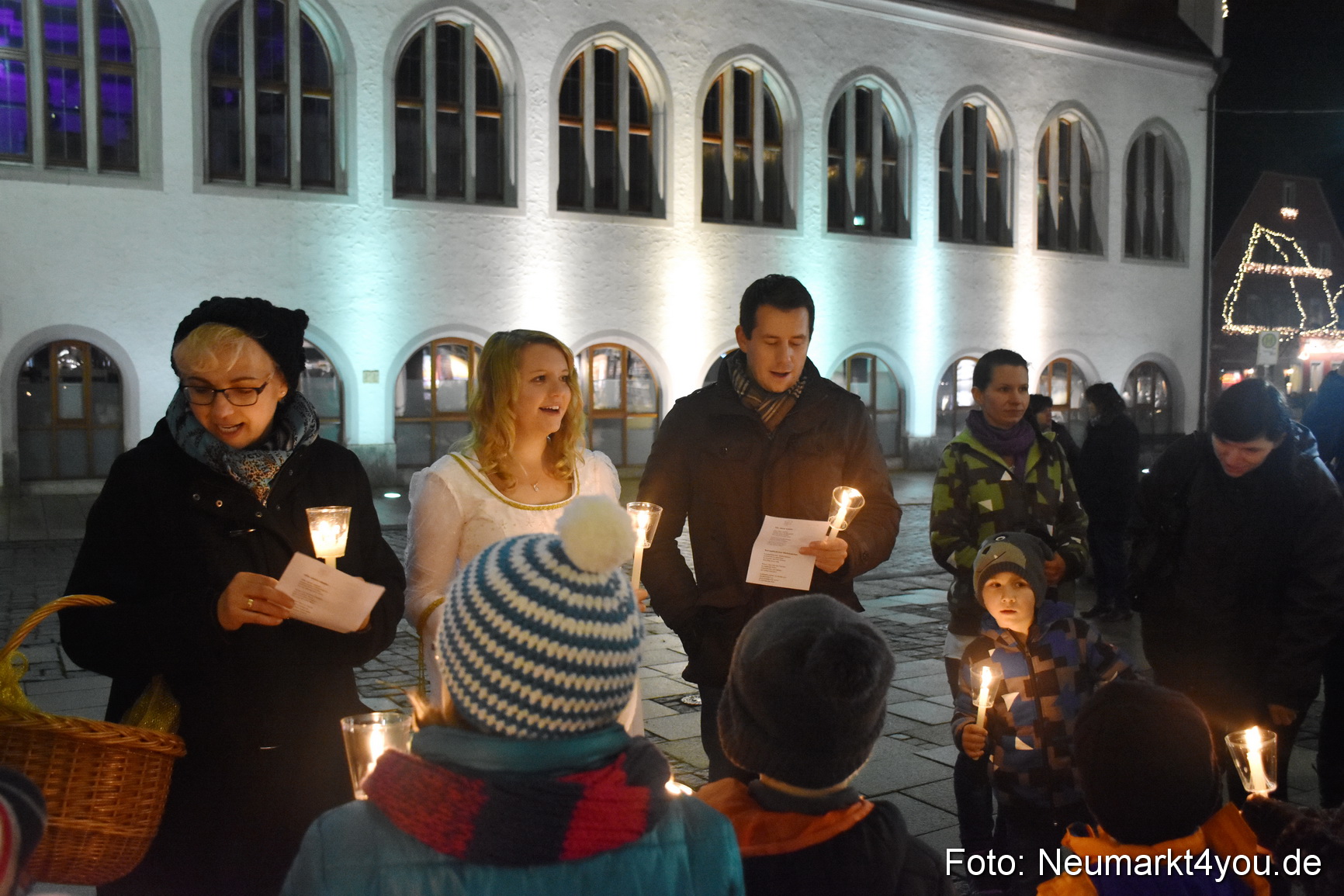 Weihnachtsmarkt Neumarkt 2015 0150