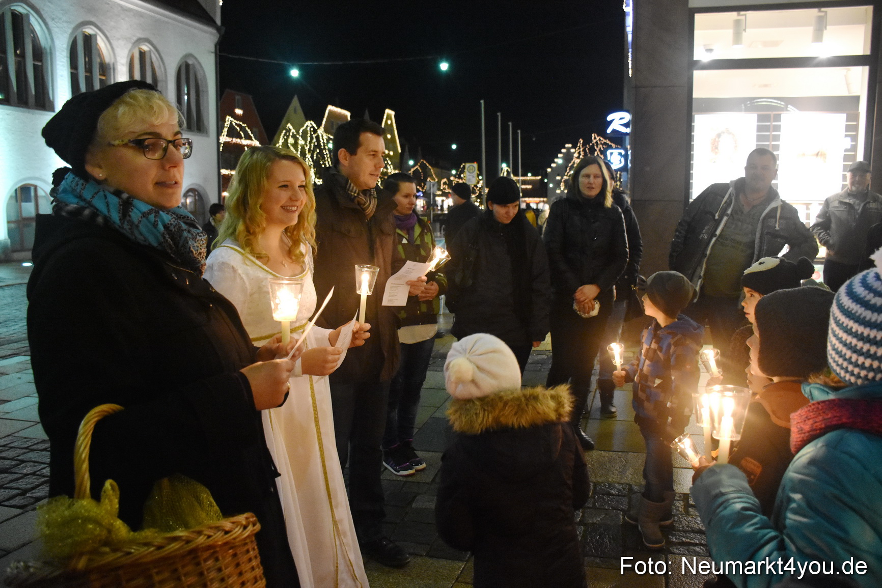 Weihnachtsmarkt Neumarkt 2015 0151