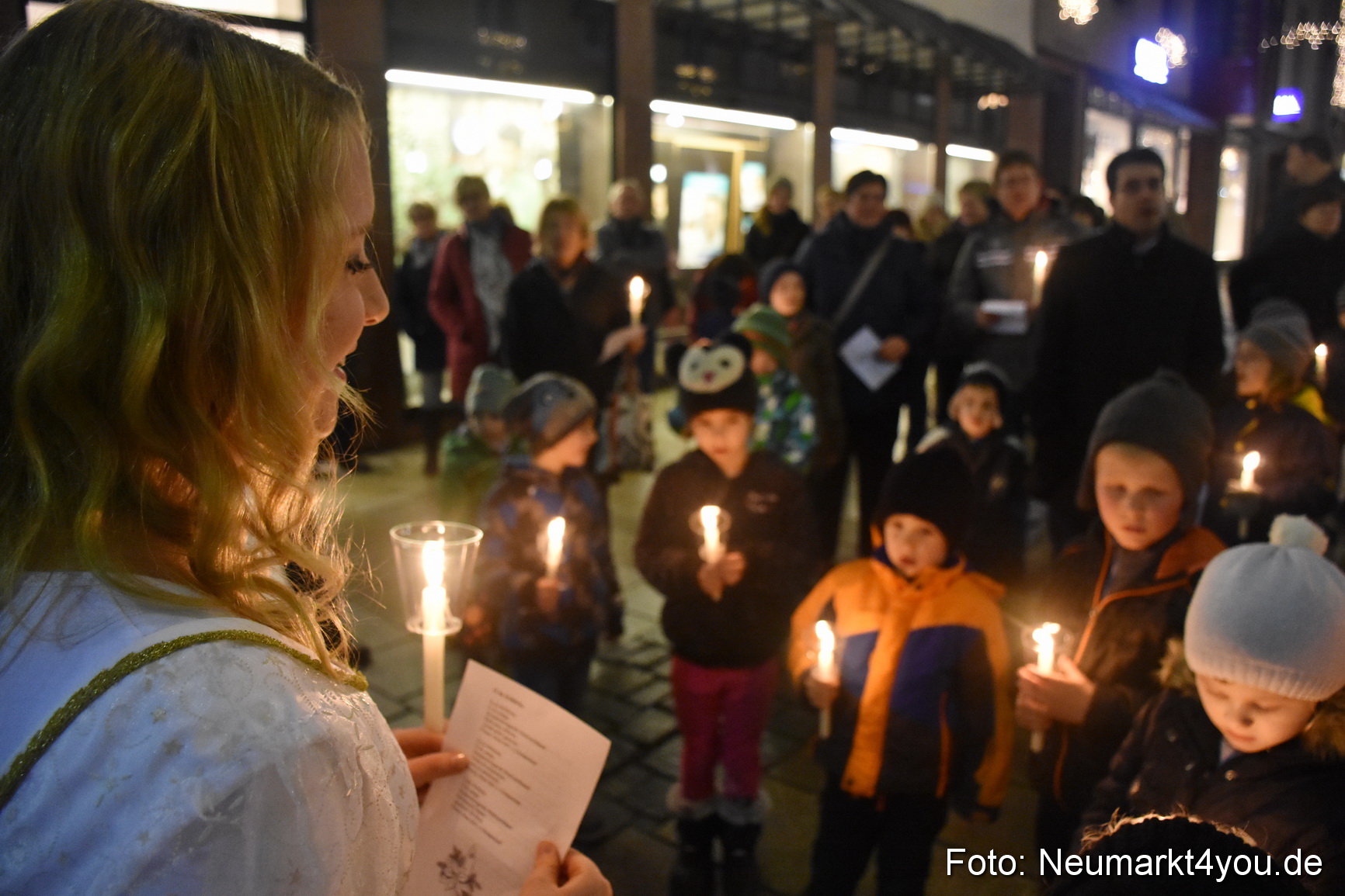 Weihnachtsmarkt Neumarkt 2015 0152