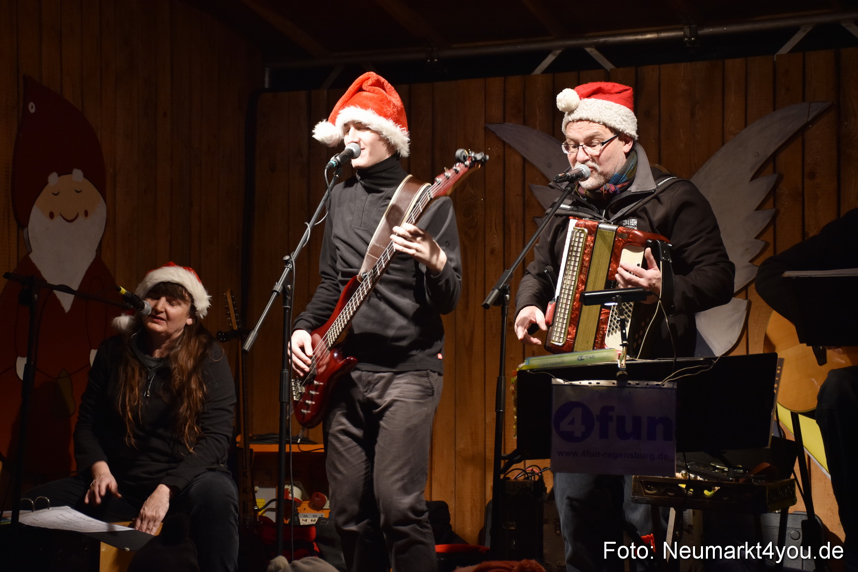 Weihnachtsmarkt Neumarkt 2015 0155