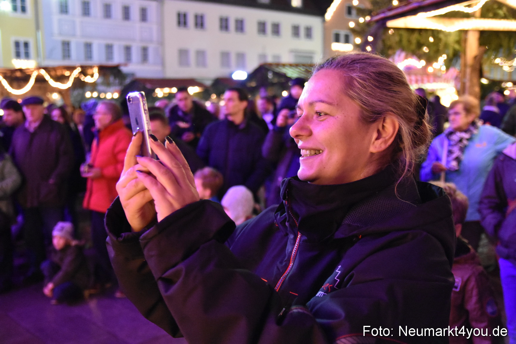 Weihnachtsmarkt Neumarkt 2015 0161