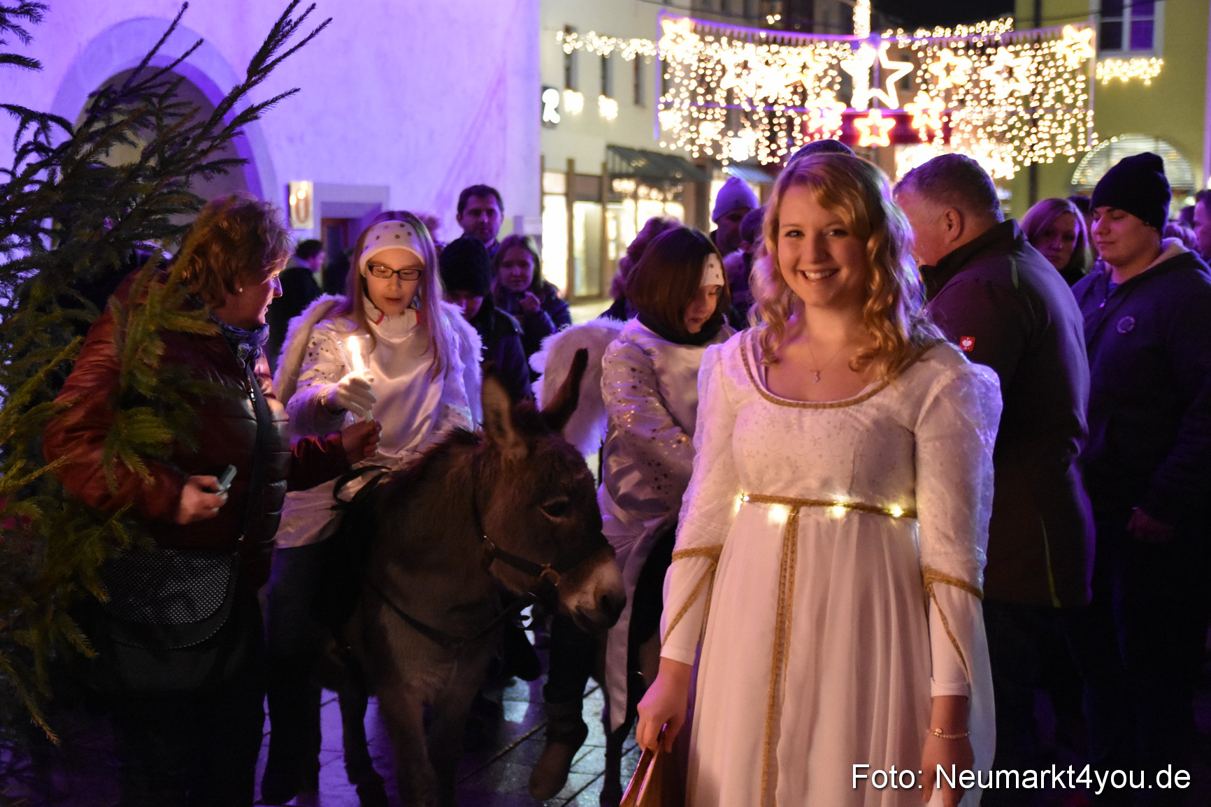 Weihnachtsmarkt Neumarkt 2015 0164