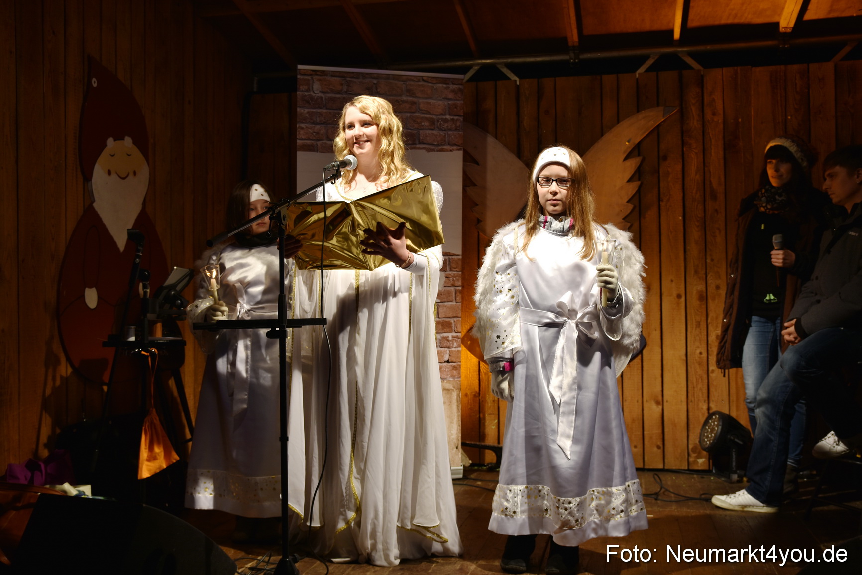 Weihnachtsmarkt Neumarkt 2015 0170