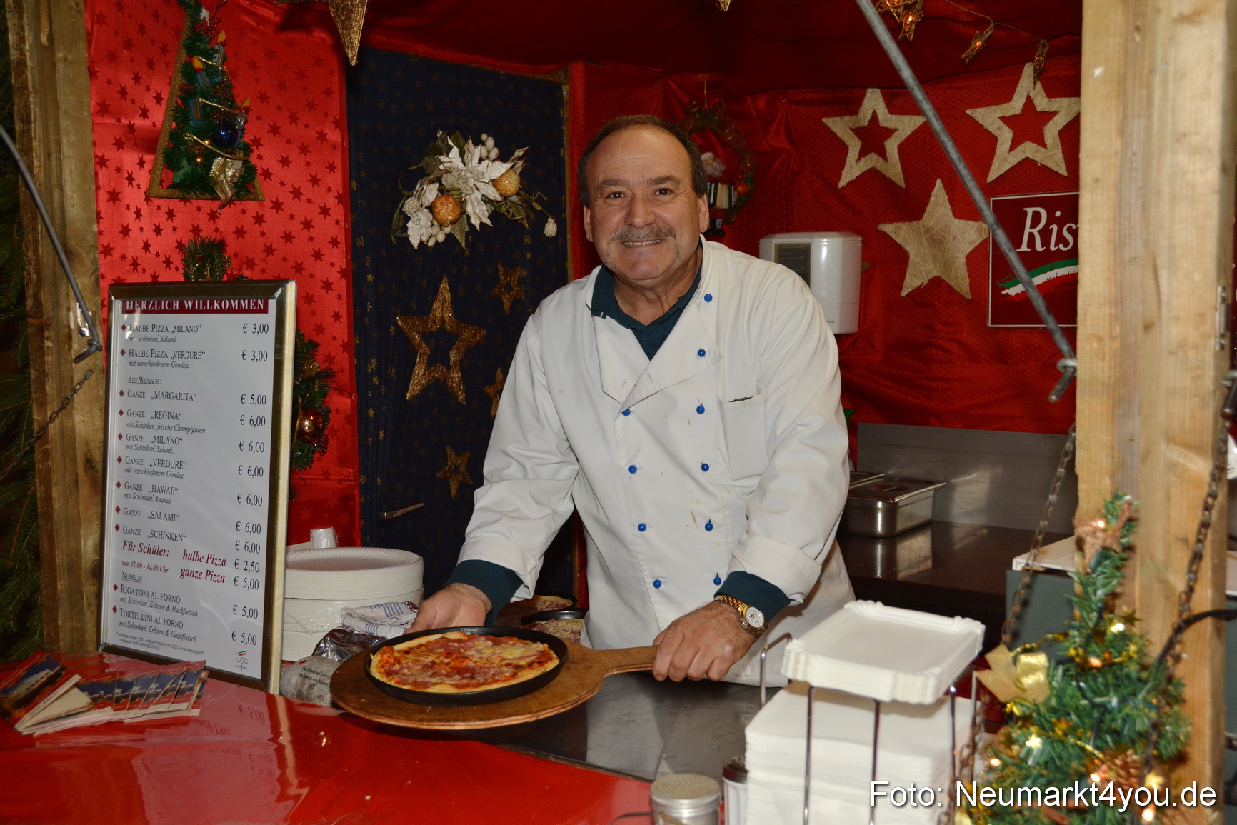 Weihnachtsmarkt Neumarkt 261115 0022