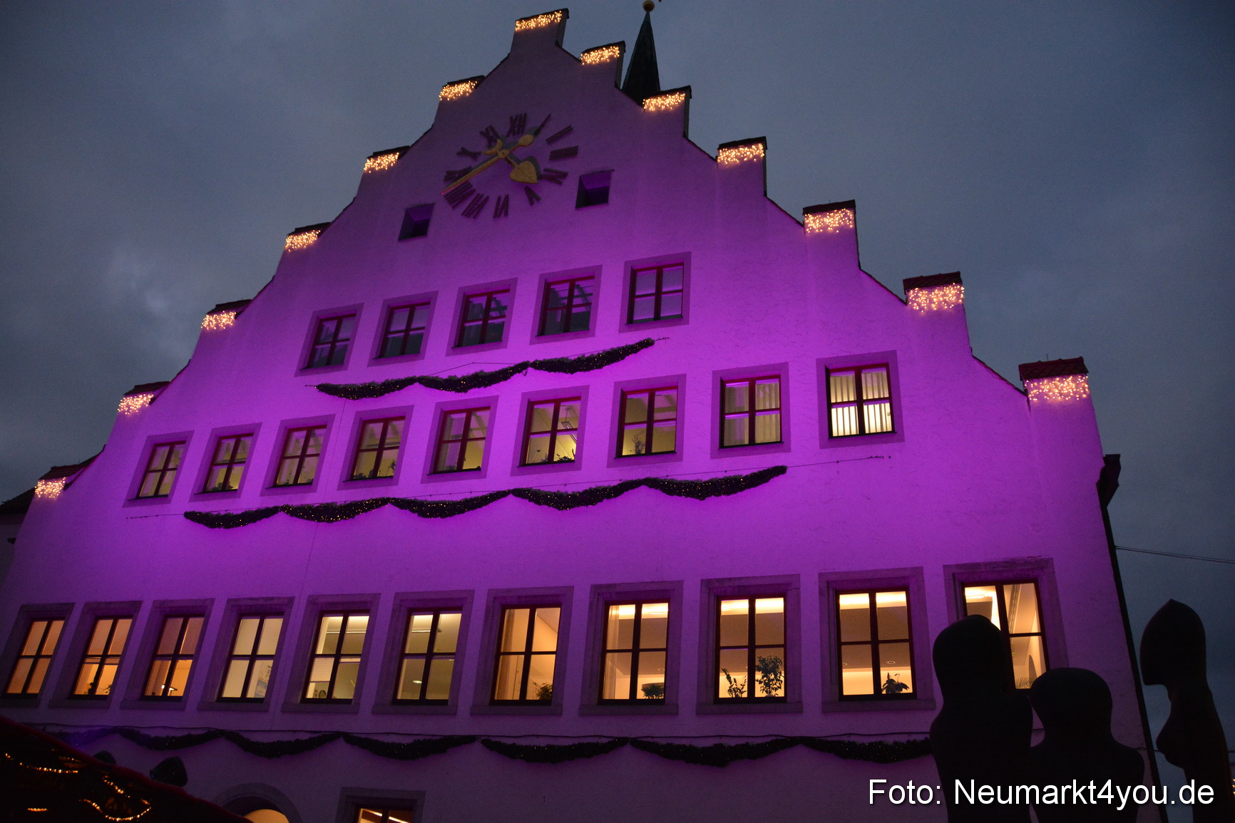 Weihnachtsmarkt Neumarkt 261115 0025