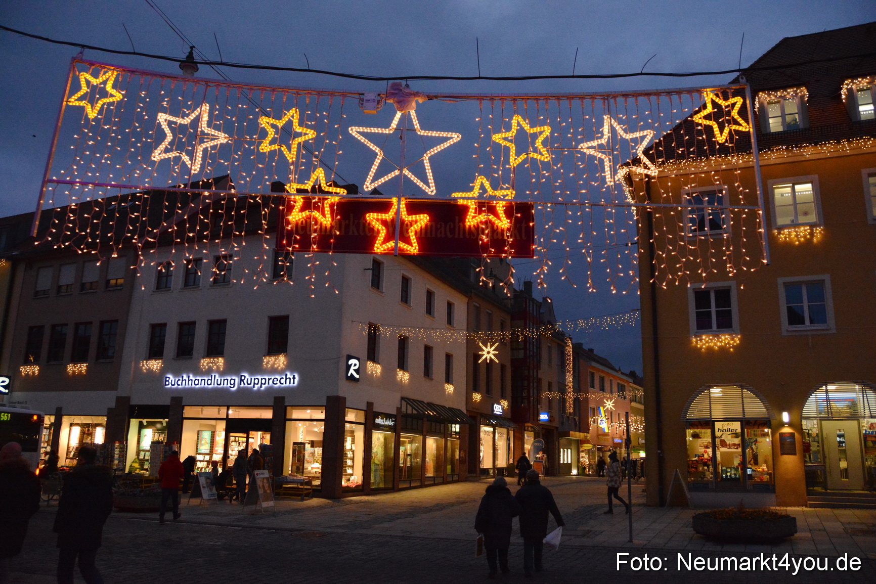 Weihnachtsmarkt Neumarkt 261115 0027