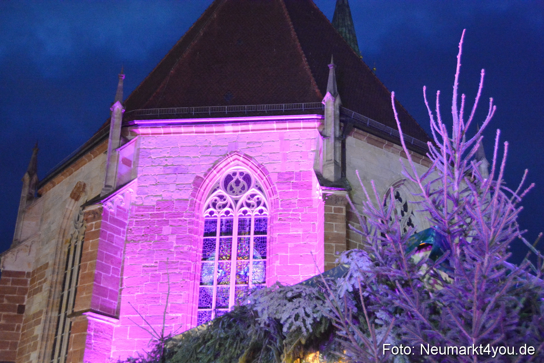 Weihnachtsmarkt Neumarkt 261115 0032