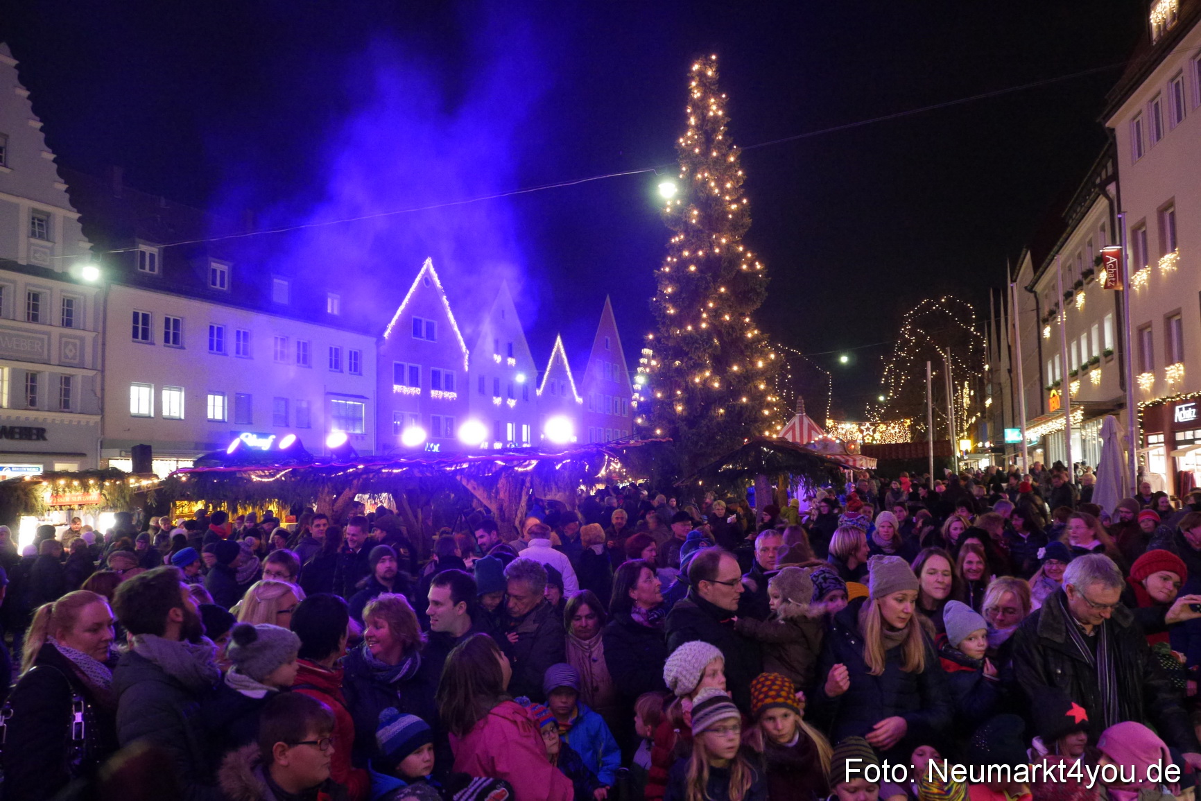Weihnachtsmarkt Neumarkt 261115 0074