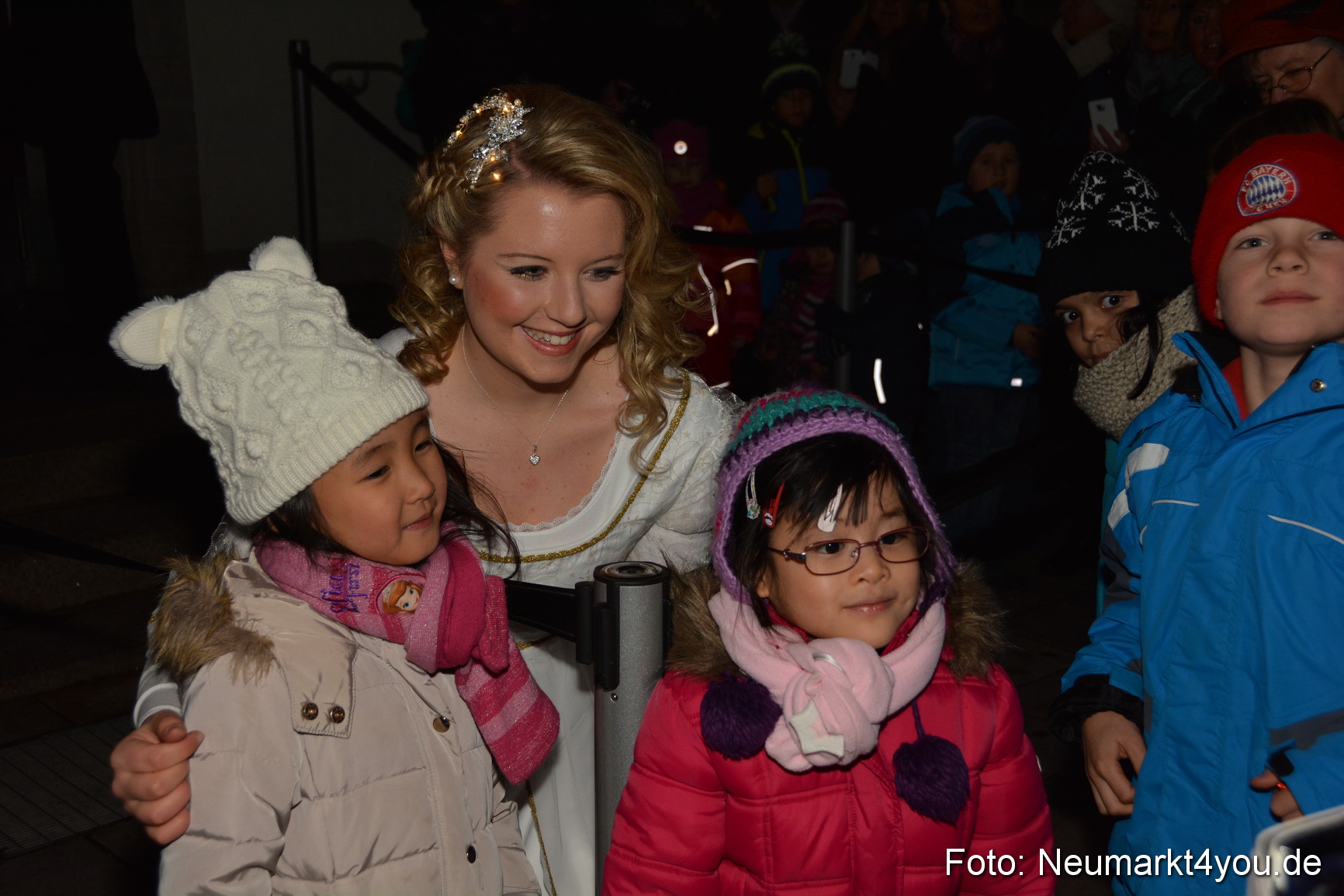 Weihnachtsmarkt Neumarkt 261115 0076