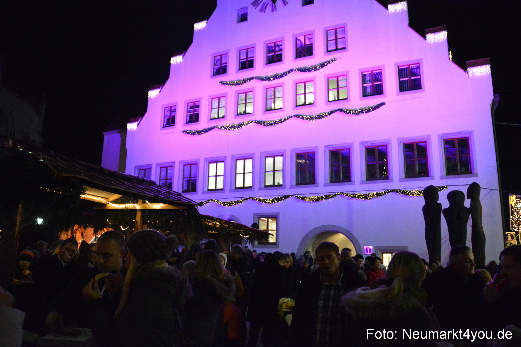 Weihnachtsmarkt Neumarkt 261115 0085
