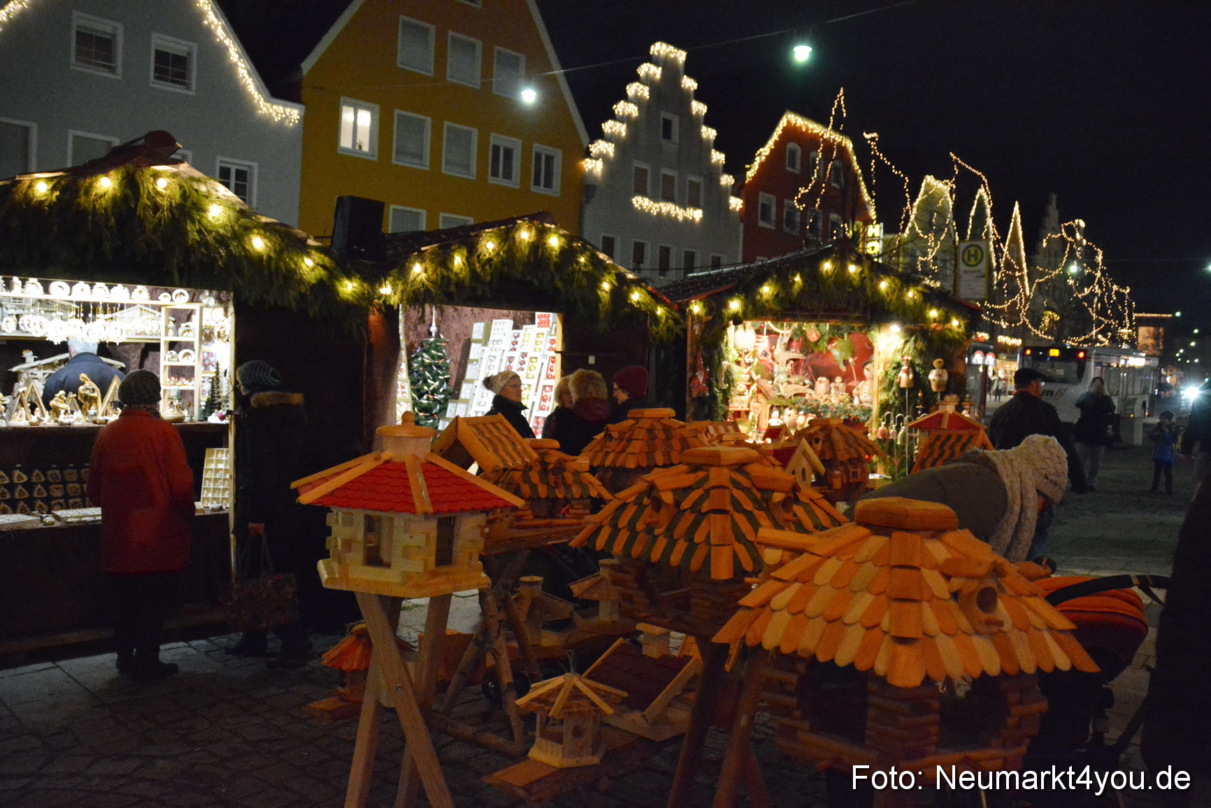 Weihnachtsmarkt Neumarkt 261115 0094
