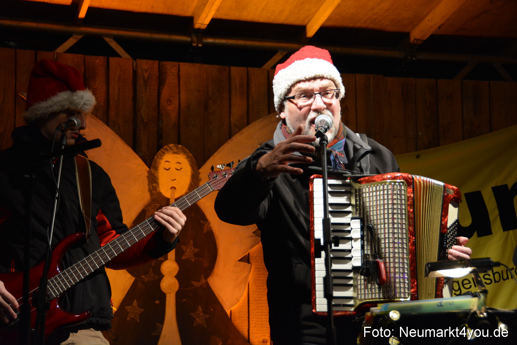 Weihnachtsmarkt Neumarkt 261115 0105