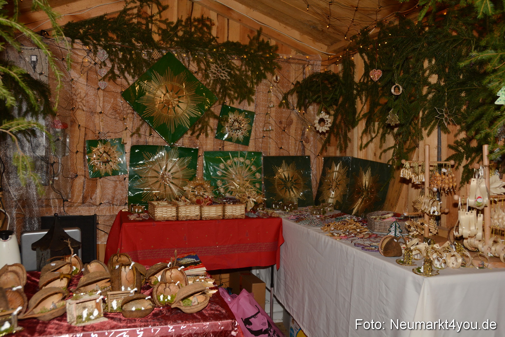 Weihnachtsmarkt Neumarkt 261115 0120