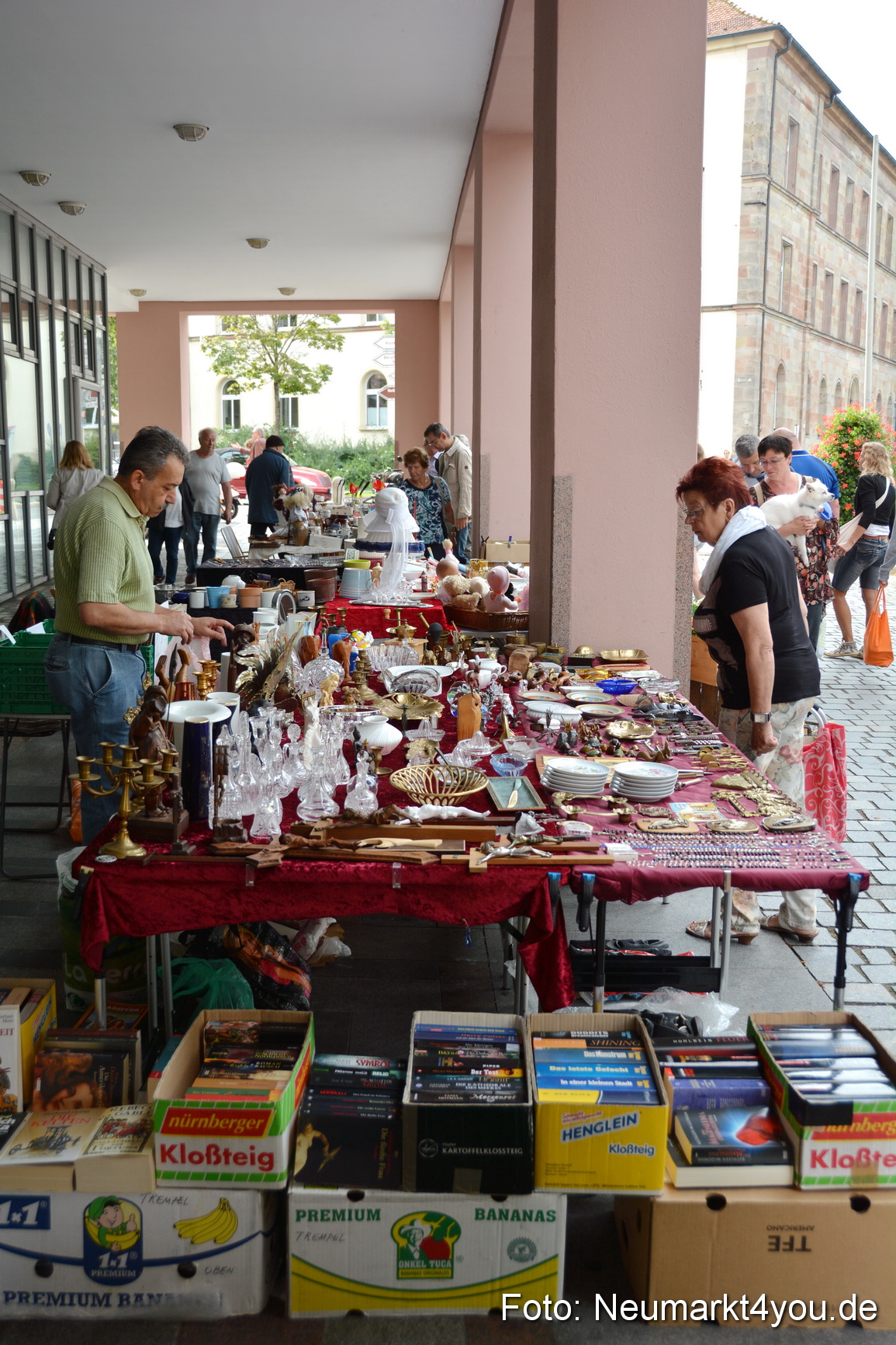 Altstadtflohmarkt Neumarkt 060816 0003