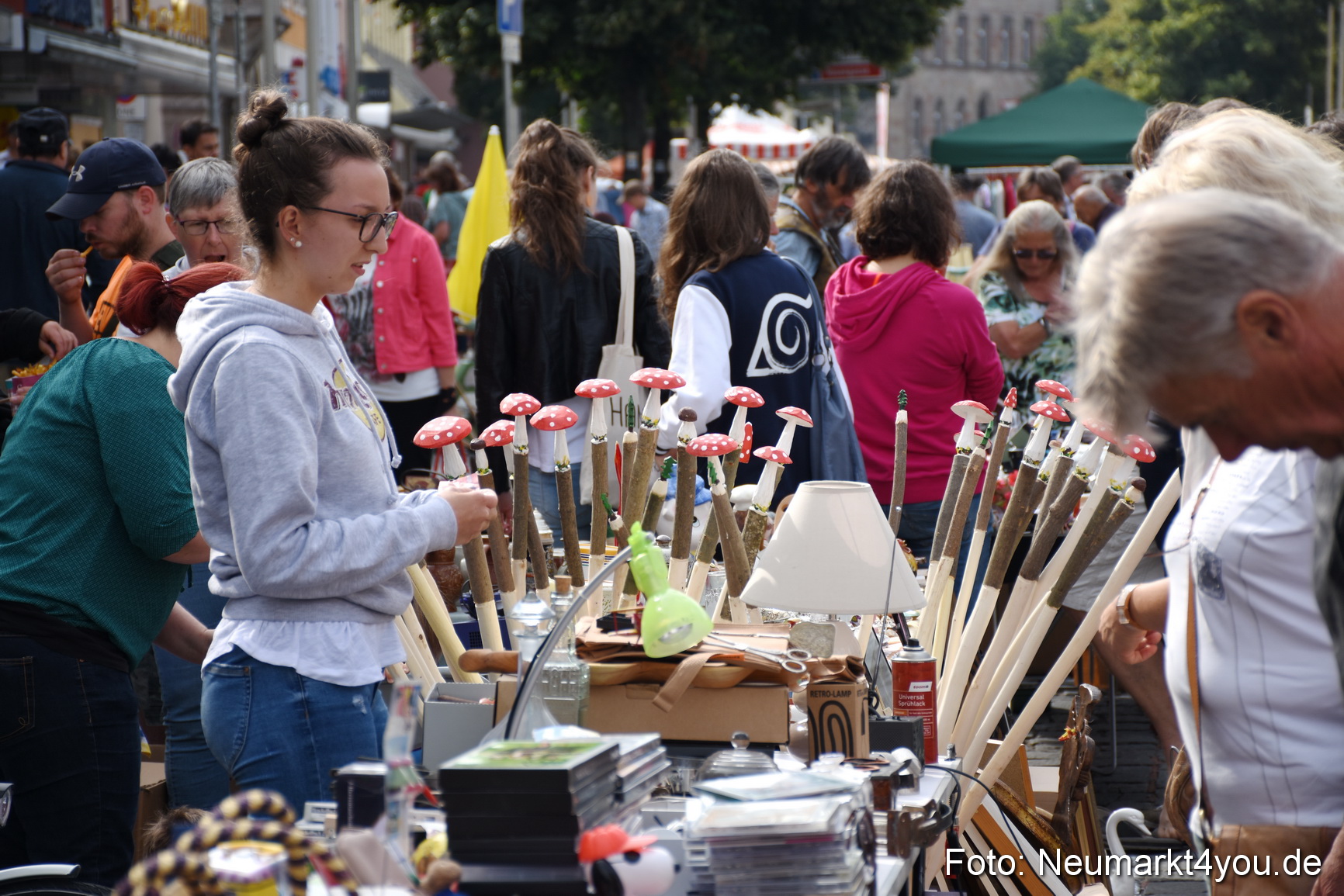 Altstadtflohmarkt Neumarkt 060816 0024