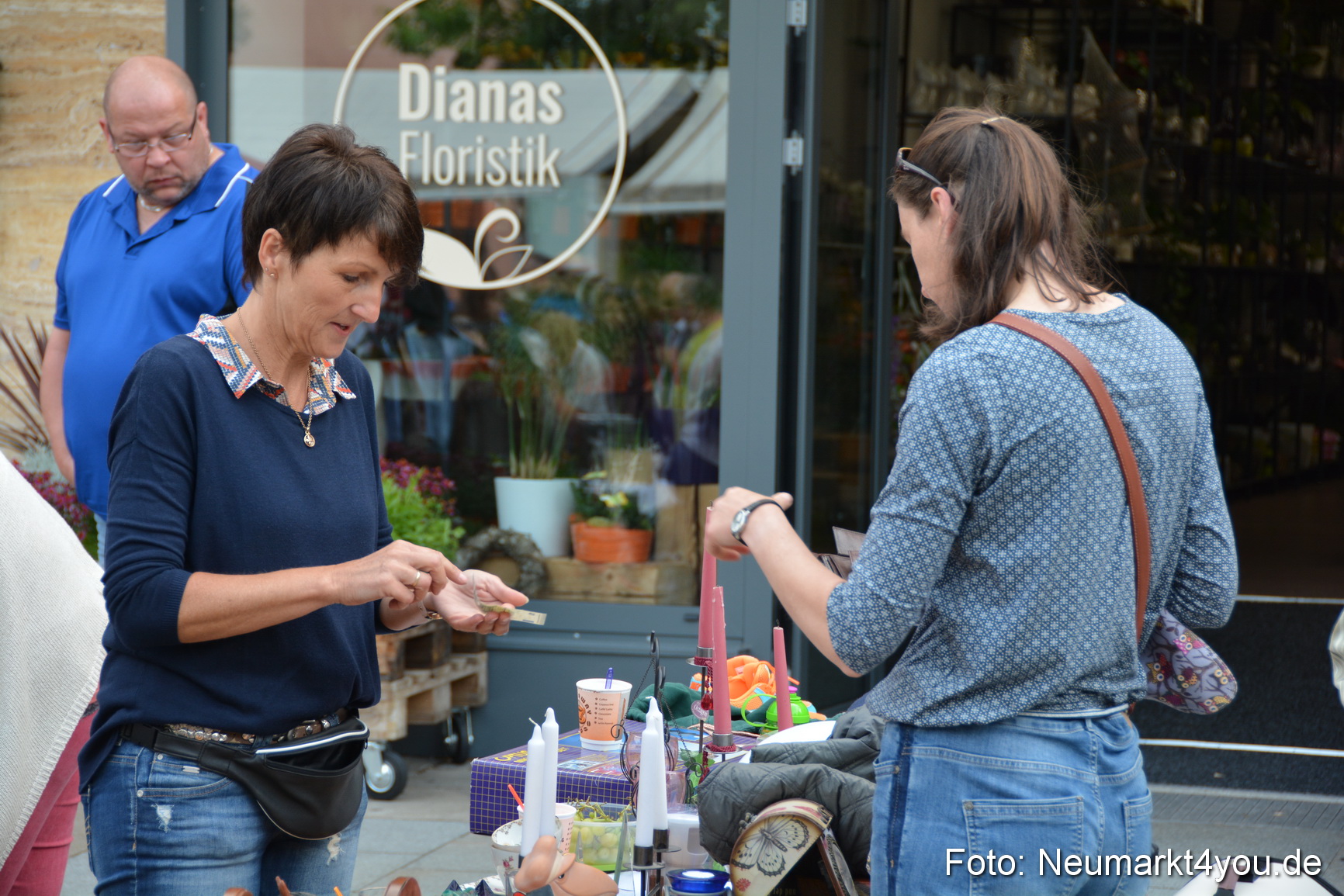 Altstadtflohmarkt Neumarkt 060816 0038