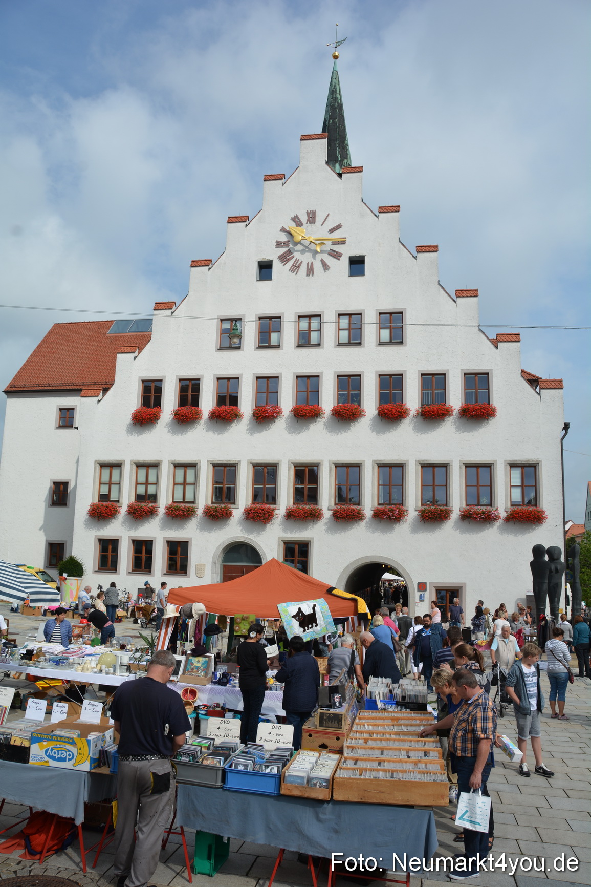 Altstadtflohmarkt Neumarkt 060816 0056