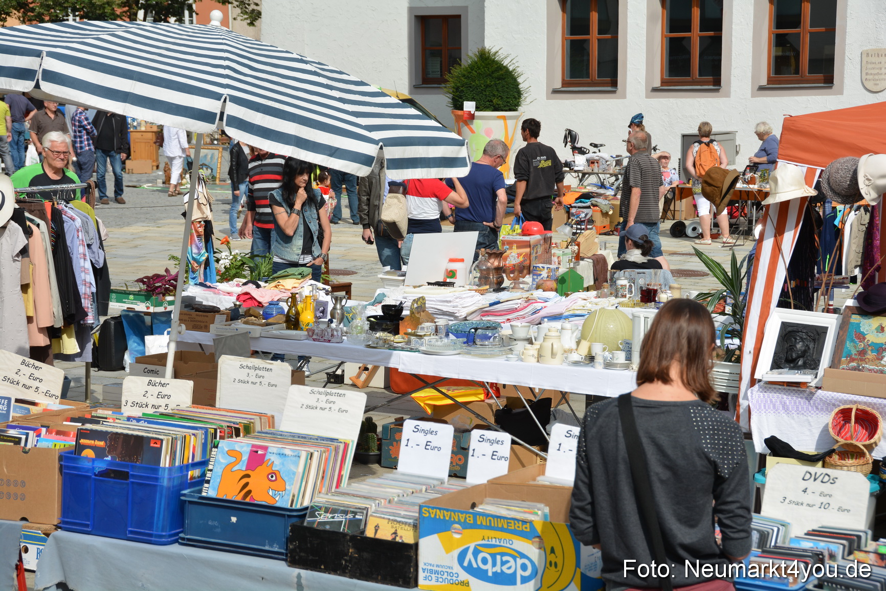 Altstadtflohmarkt Neumarkt 060816 0062