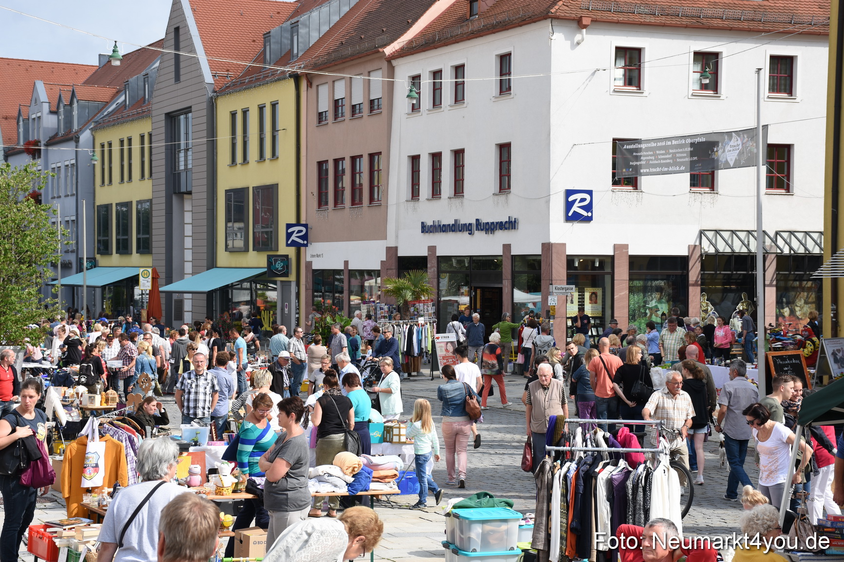 Altstadtflohmarkt Neumarkt 060816 0063