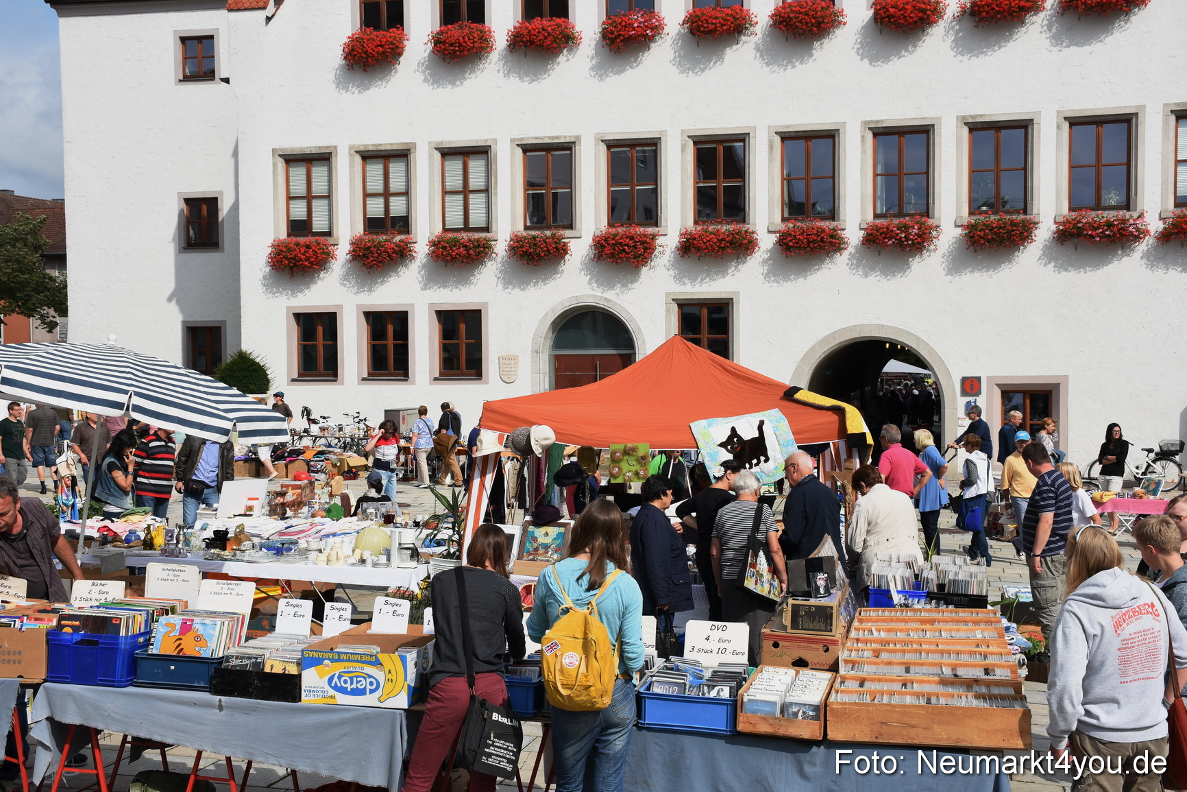 Altstadtflohmarkt Neumarkt 060816 0064