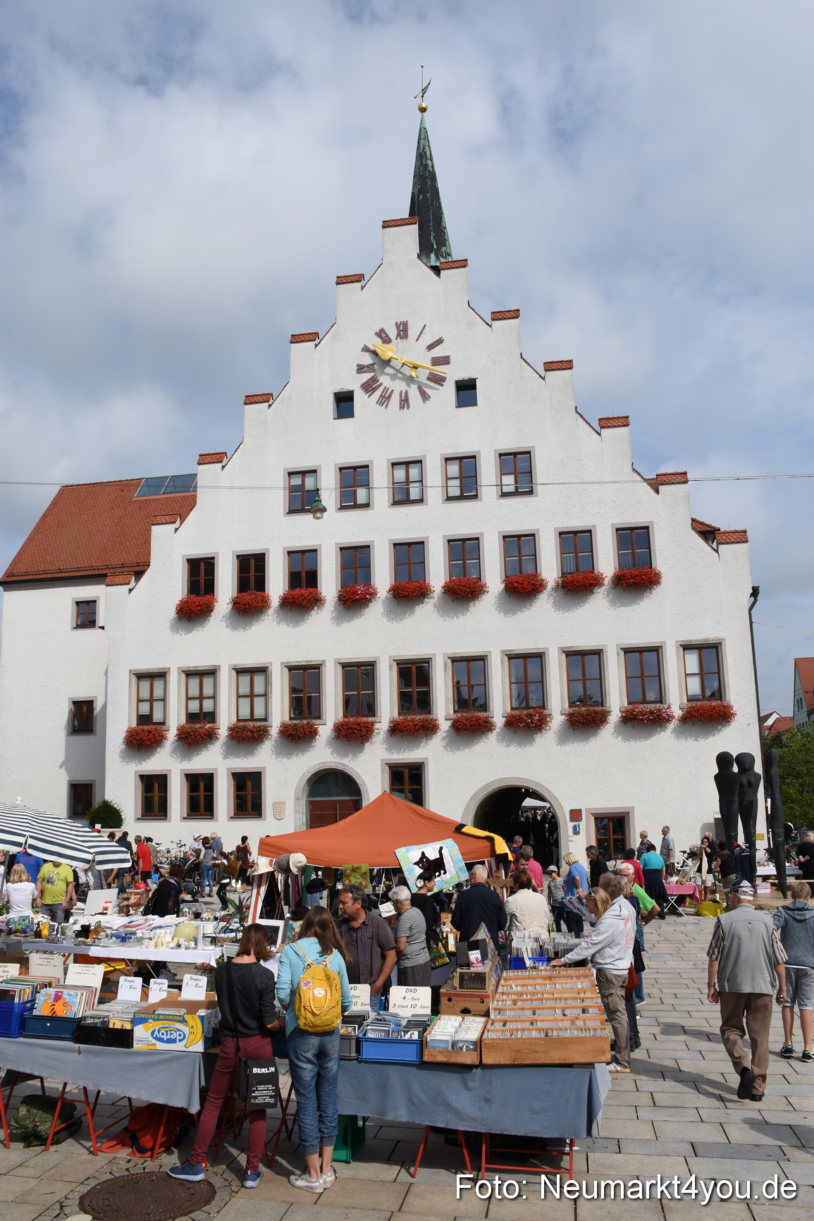 Altstadtflohmarkt Neumarkt 060816 0067