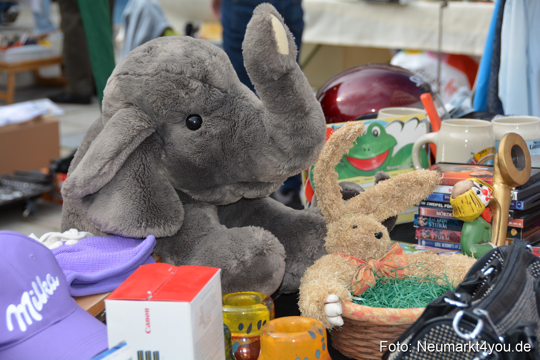 Altstadtflohmarkt Neumarkt 060816 0074