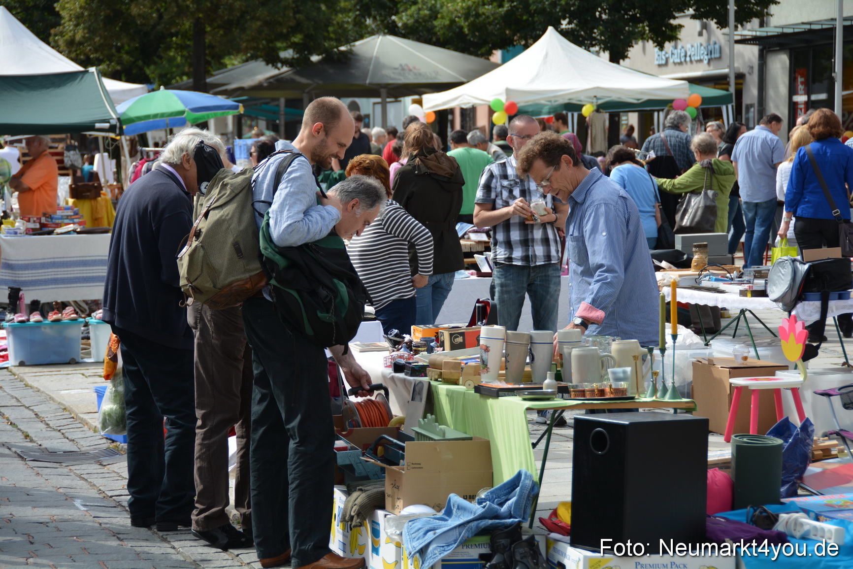 Altstadtflohmarkt Neumarkt 060816 0080