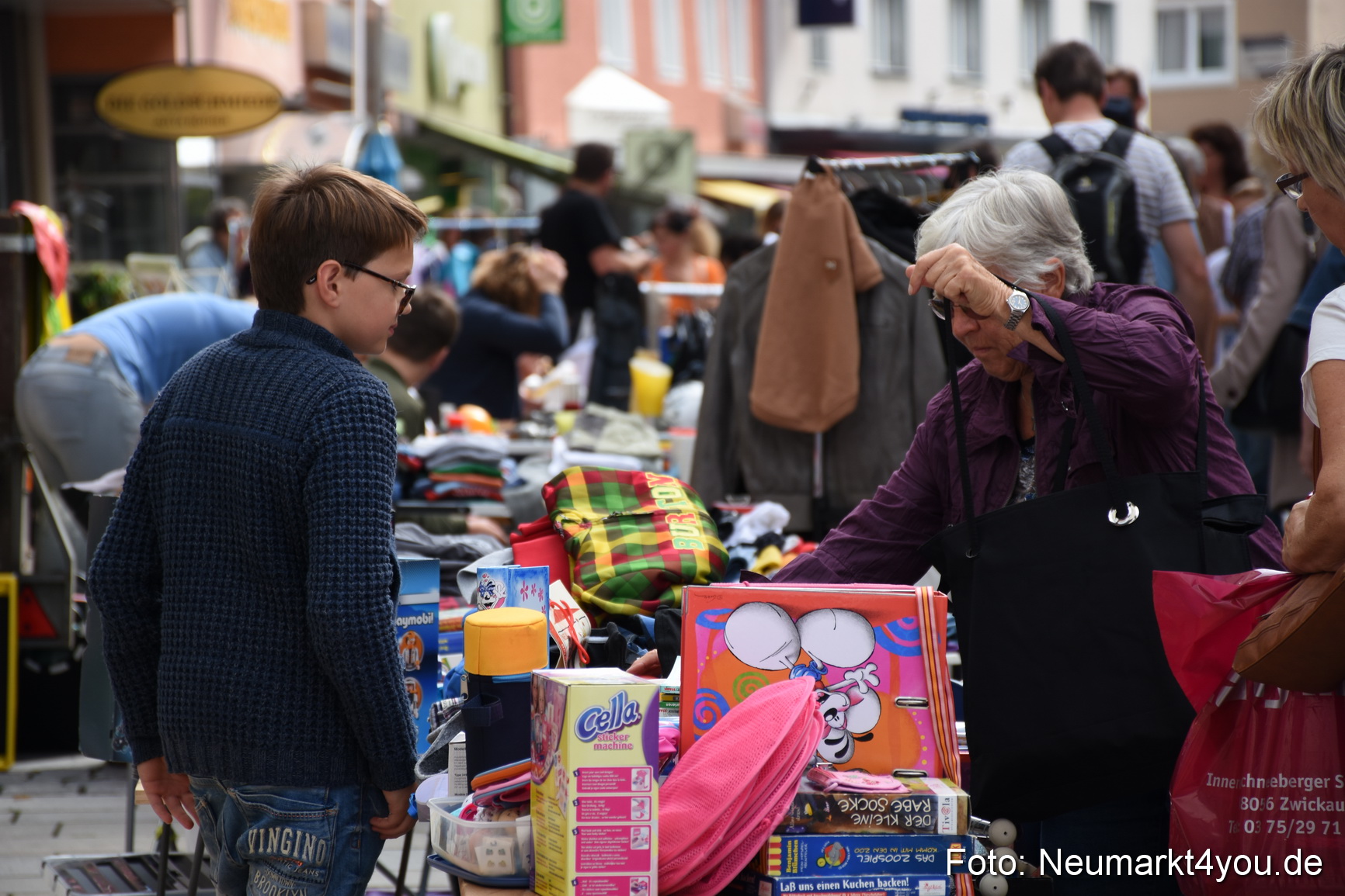 Altstadtflohmarkt Neumarkt 060816 0084