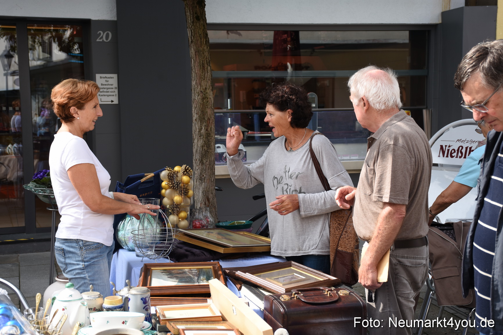 Altstadtflohmarkt Neumarkt 060816 0099