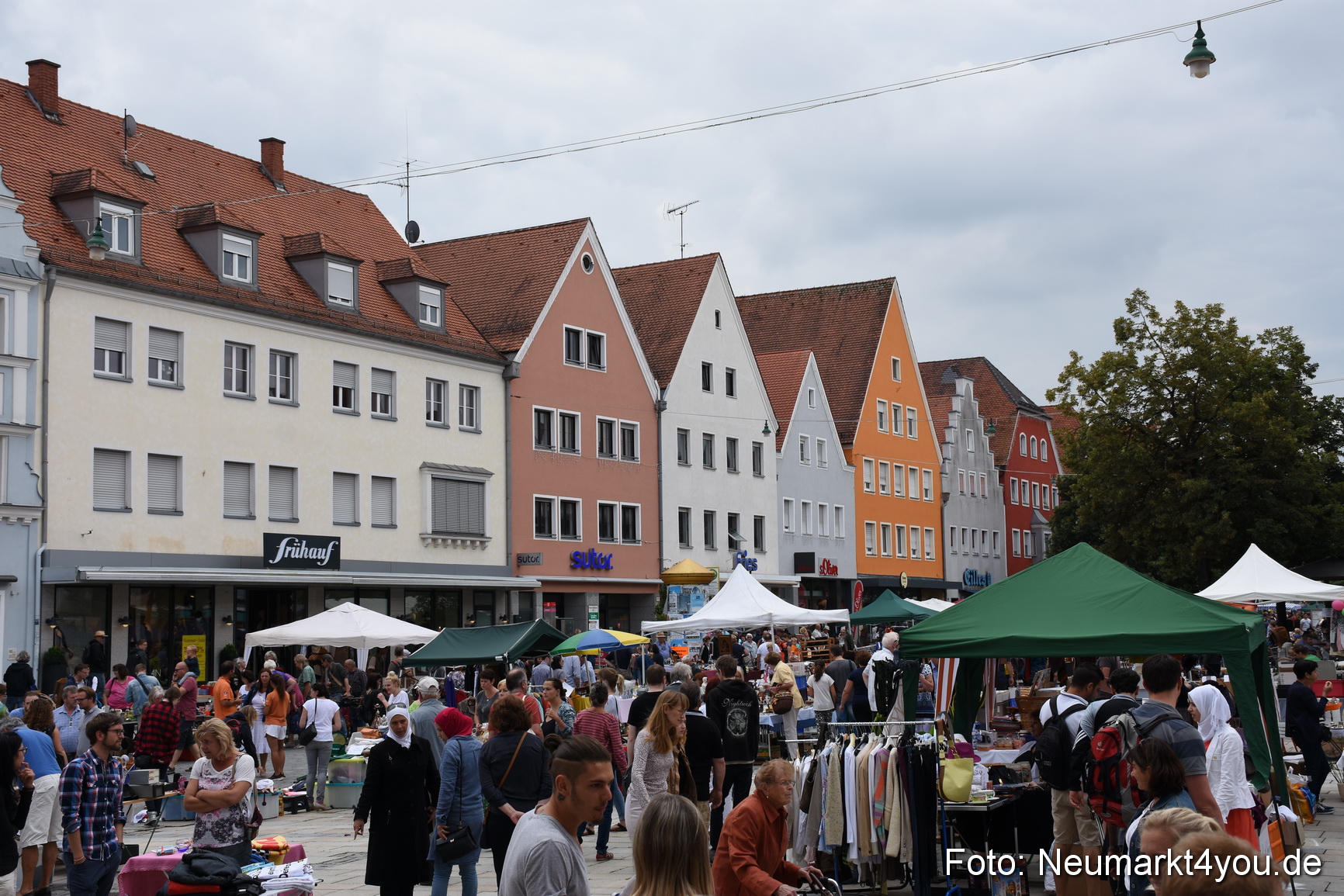 Altstadtflohmarkt Neumarkt 060816 0121