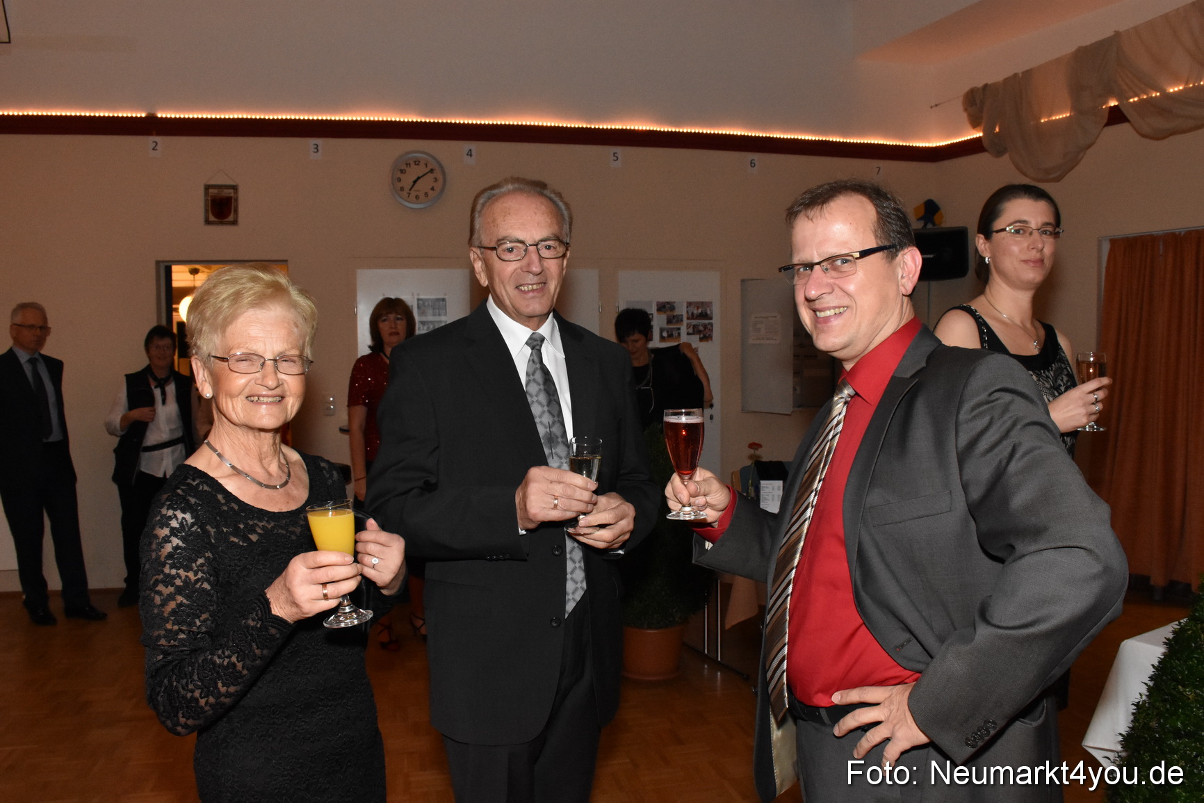 Crazy ASV Herbstball 051116 0002