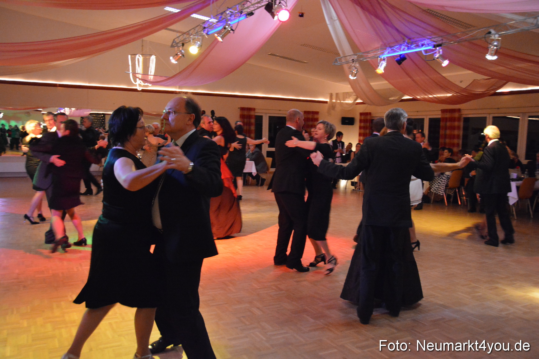 Crazy ASV Herbstball 051116 0037